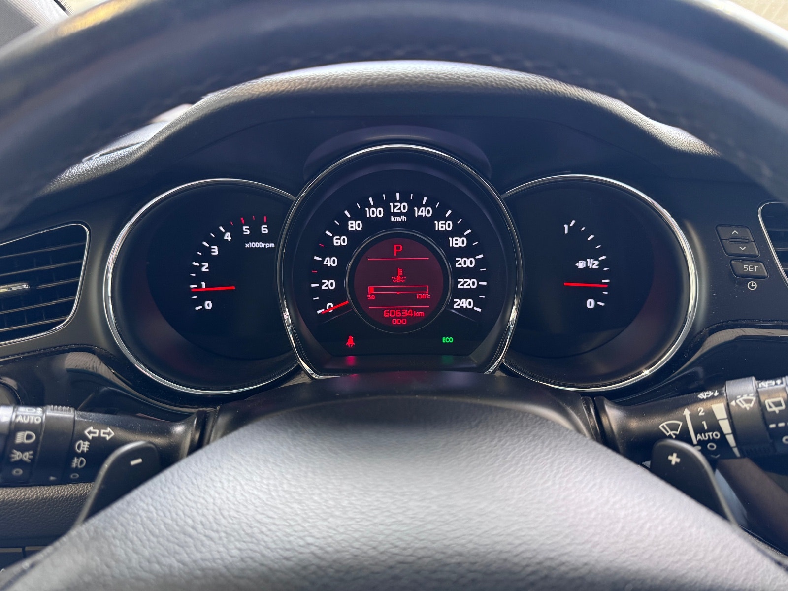 Kia cee'd_sw 1.6 CRDi Automatic, 110hp, 2014