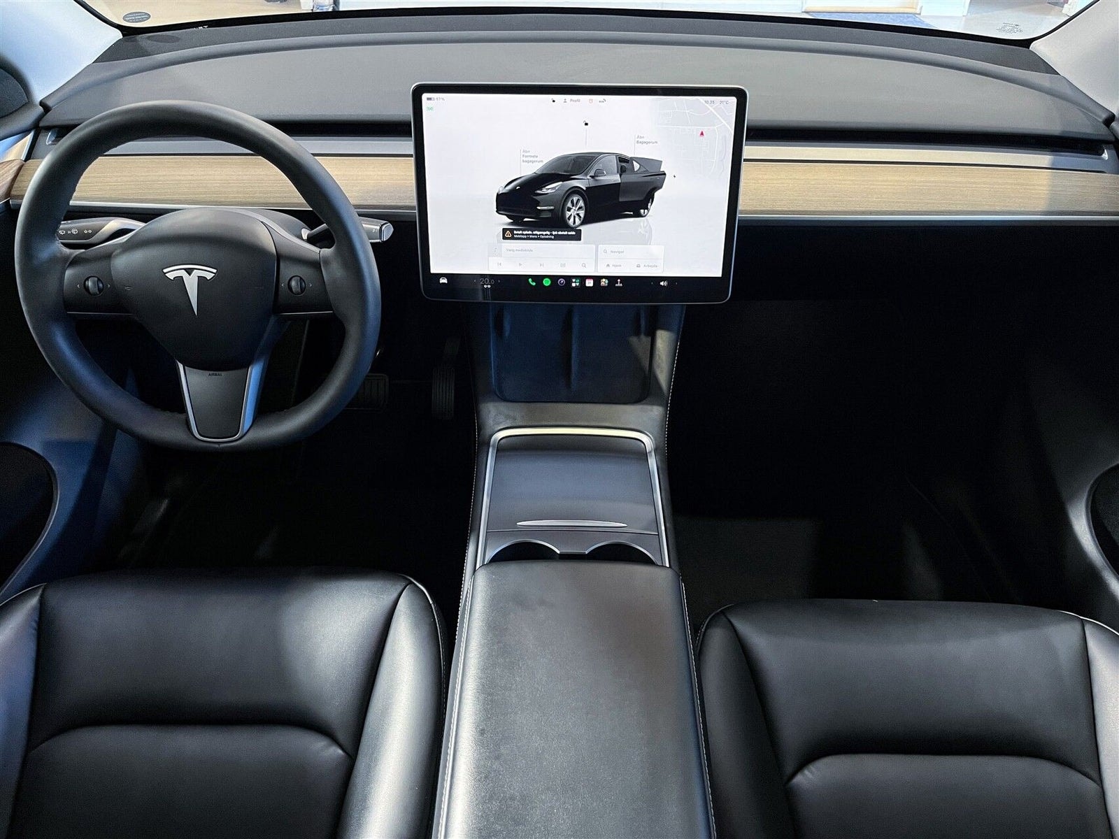 Tesla Model Y Standard Range RWD, 299hp, 2023