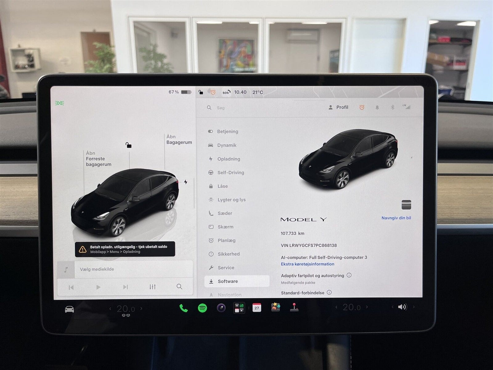 Tesla Model Y Standard Range RWD, 299hp, 2023