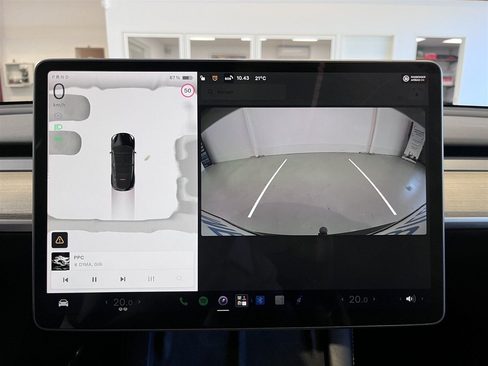 Tesla Model Y Standard Range RWD, 299hp, 2023