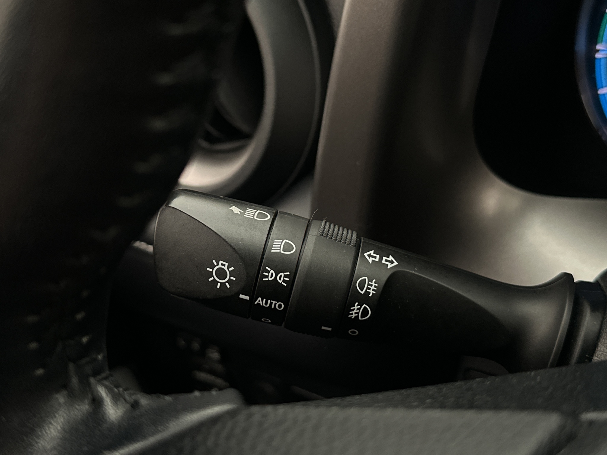 Toyota RAV4 Hybrid 2.5 Dual VVT-i AWD-i E-CVT, 197ps, 2018