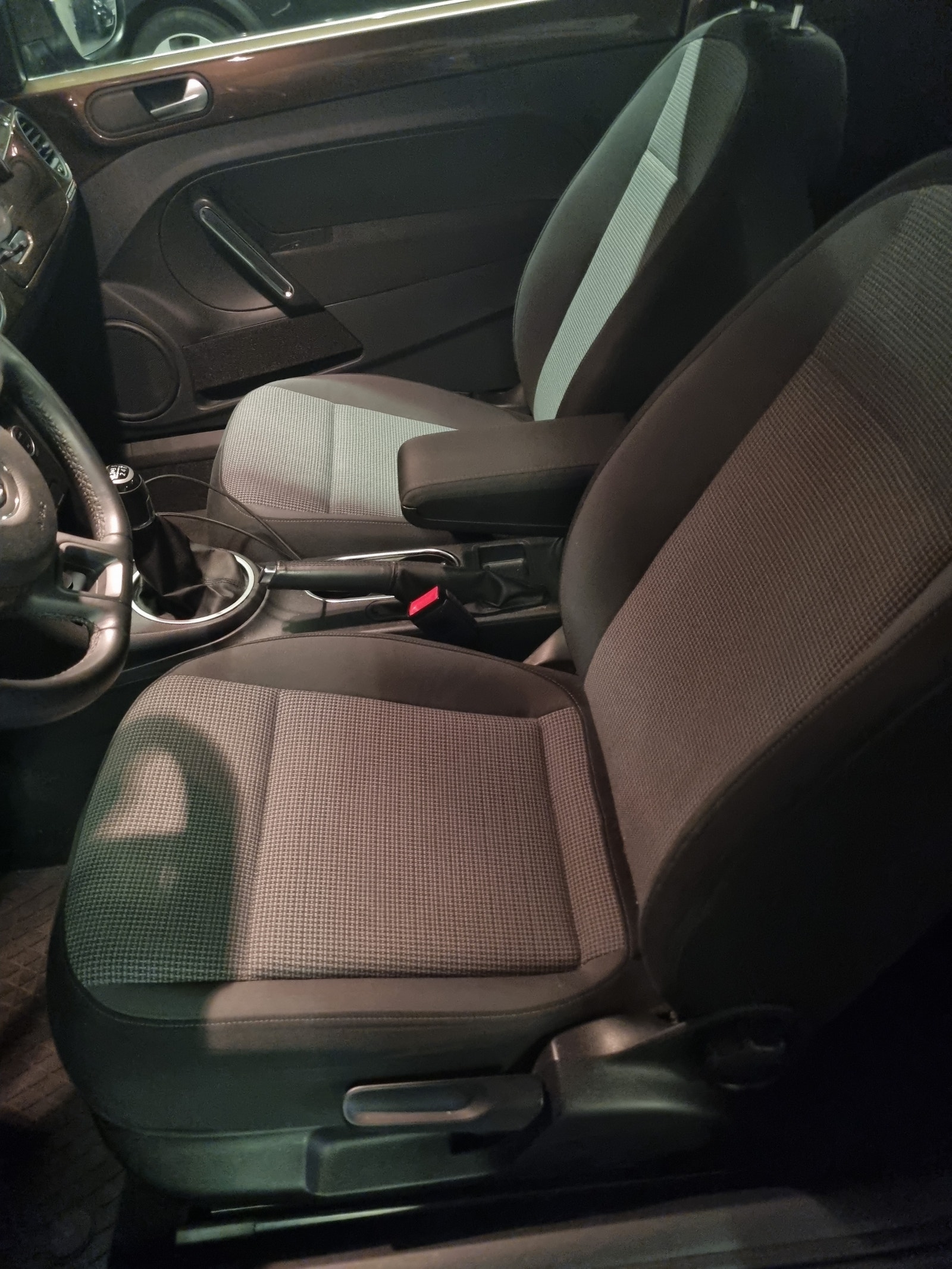 Volkswagen Beetle 1.2 TSI BMT Manuell, 6-trinn, 105hk, 2014