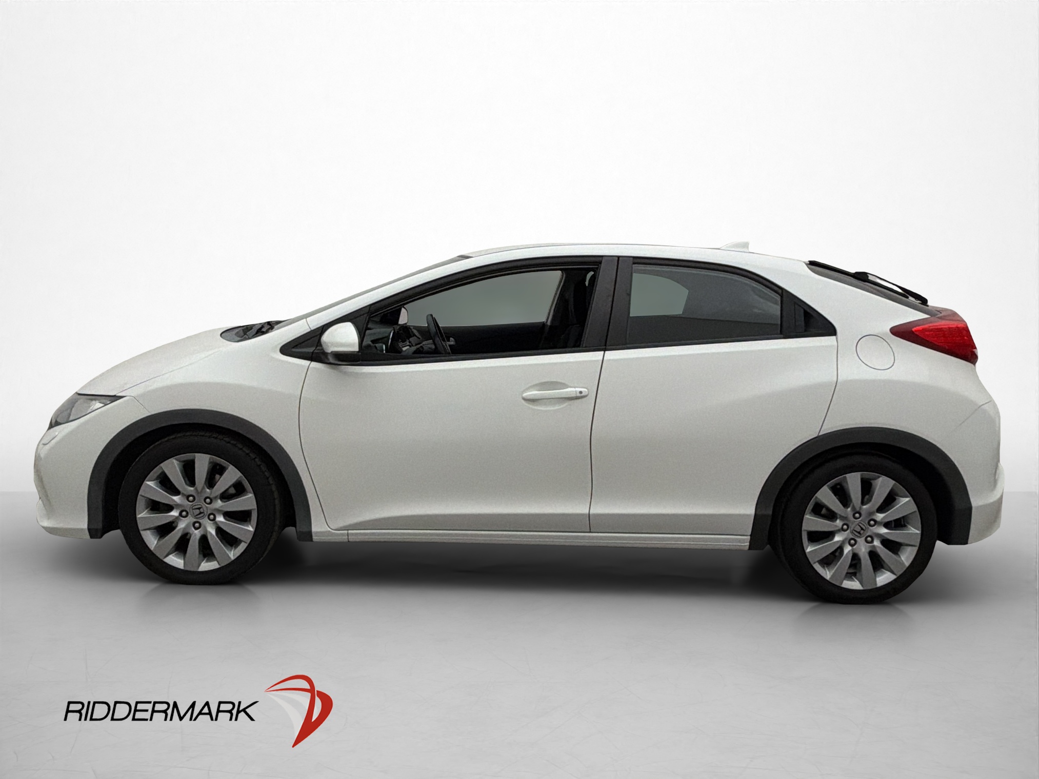 Honda Civic 1.8 i-VTEC Manuell, 6-trinn, 142hk, 2013