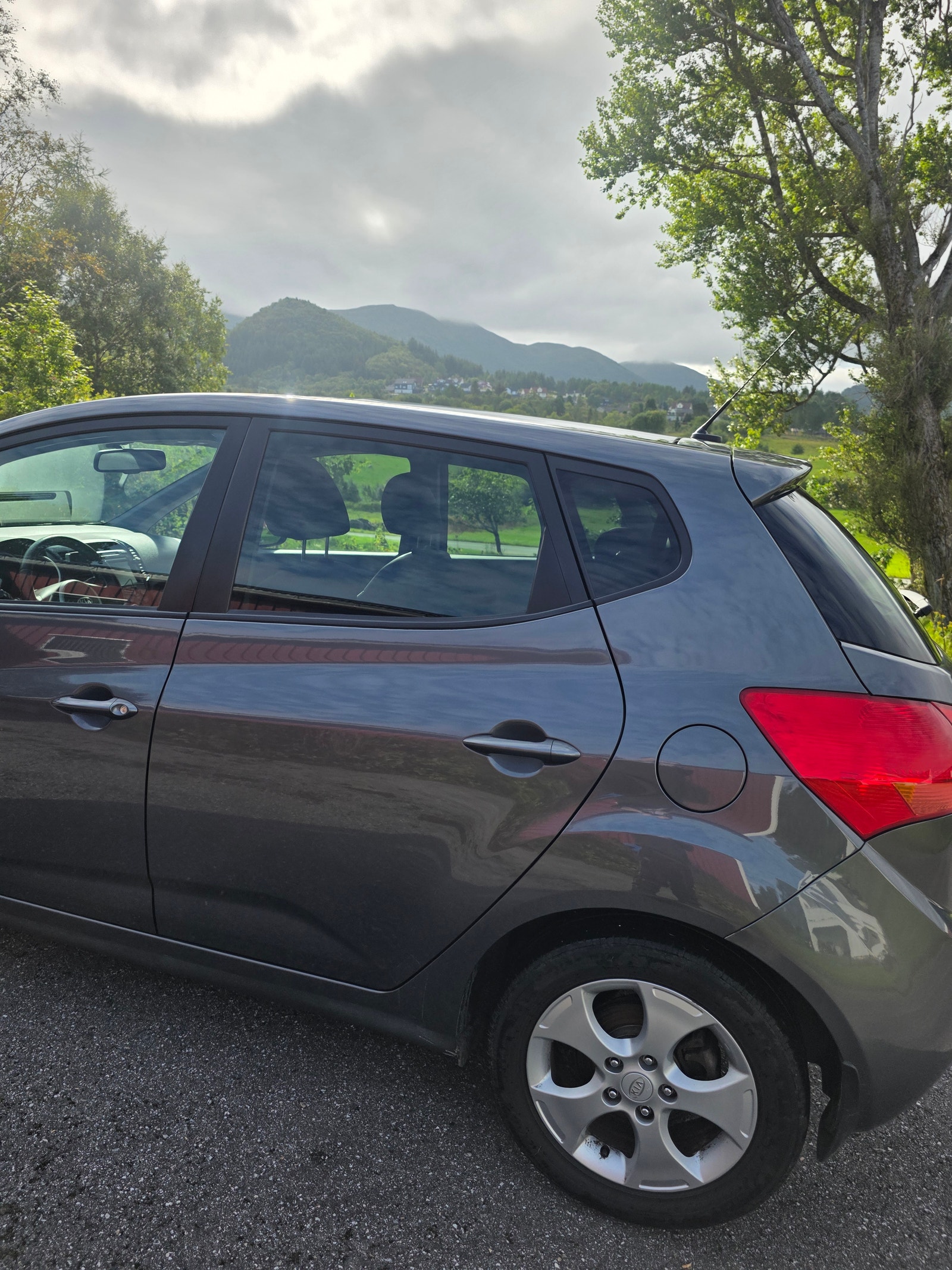 Kia Venga 1.4 CRDi Manual, 6-trins, 77ps, 2011