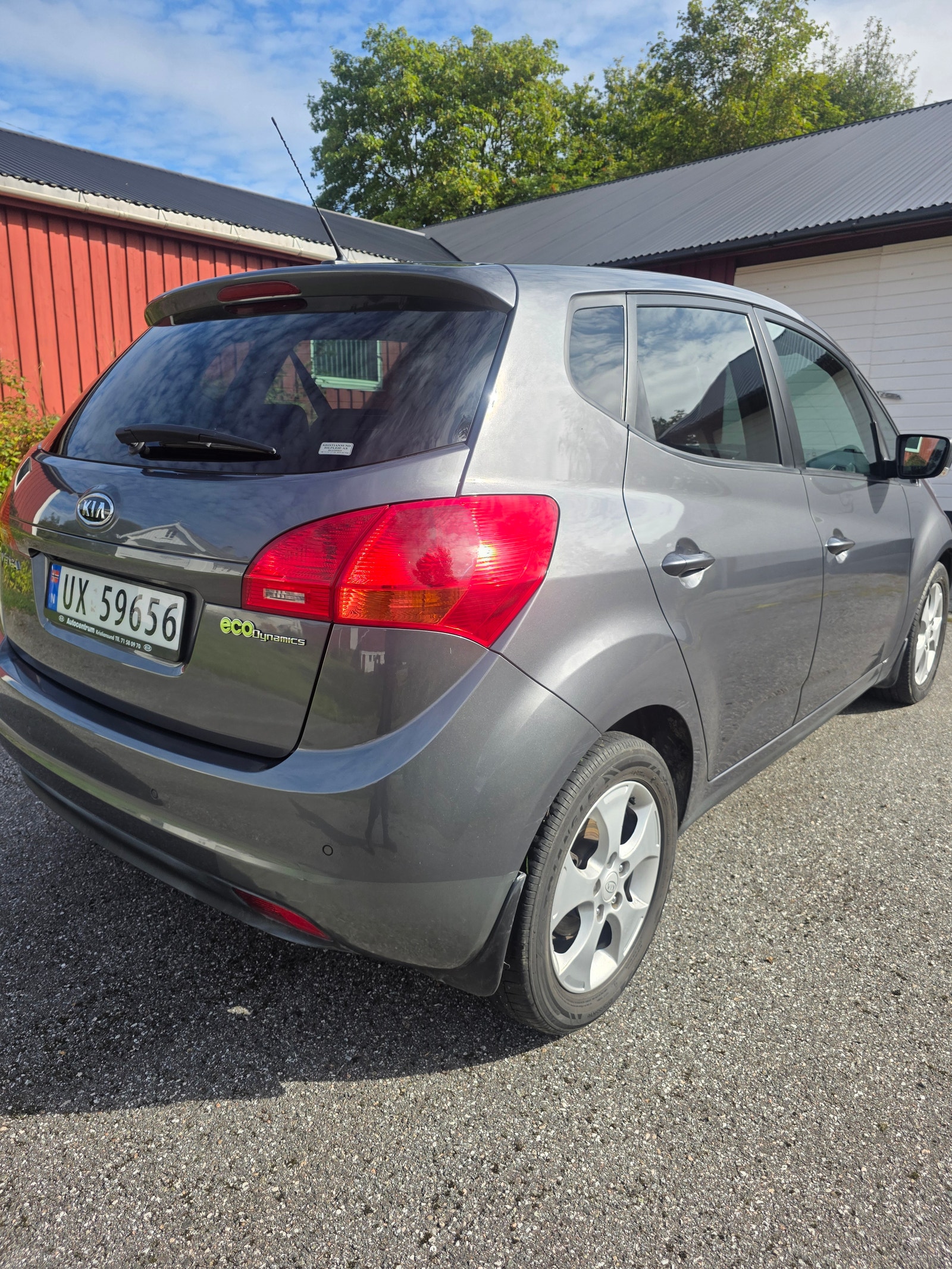 Kia Venga 1.4 CRDi Manual, 6-trins, 77ps, 2011