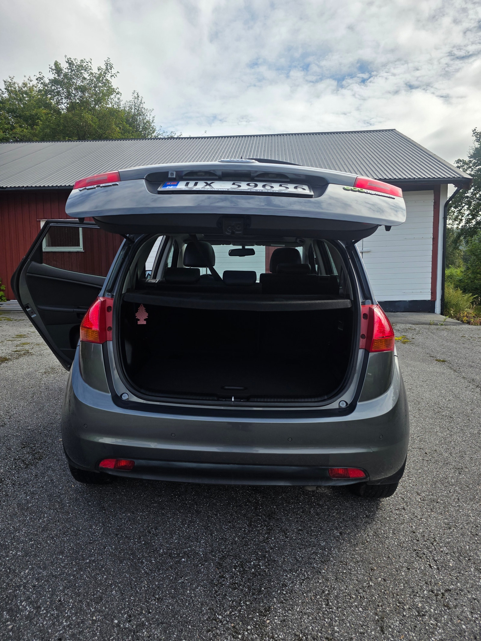 Kia Venga 1.4 CRDi Manual, 6-trins, 77ps, 2011