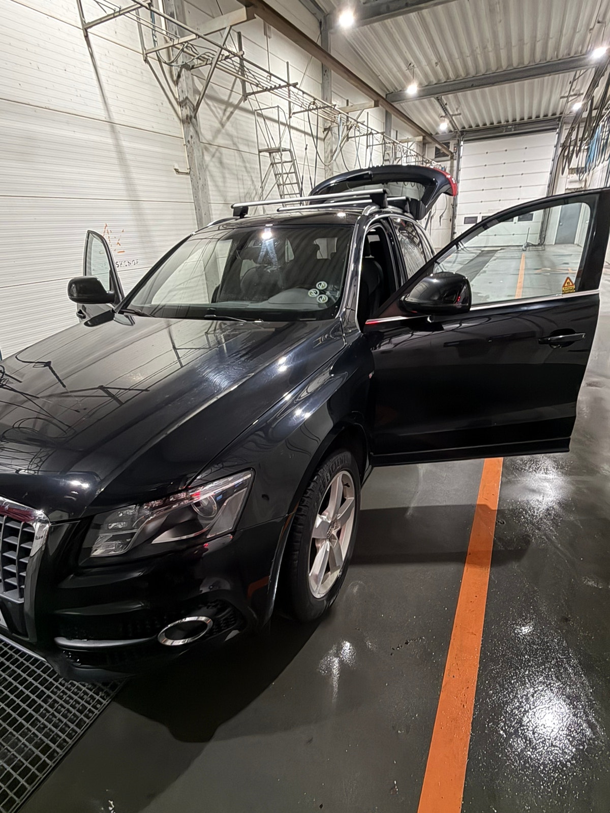 Audi Q5 2.0 TDI DPF quattro Manual, 6-trins, 143ps, 2011