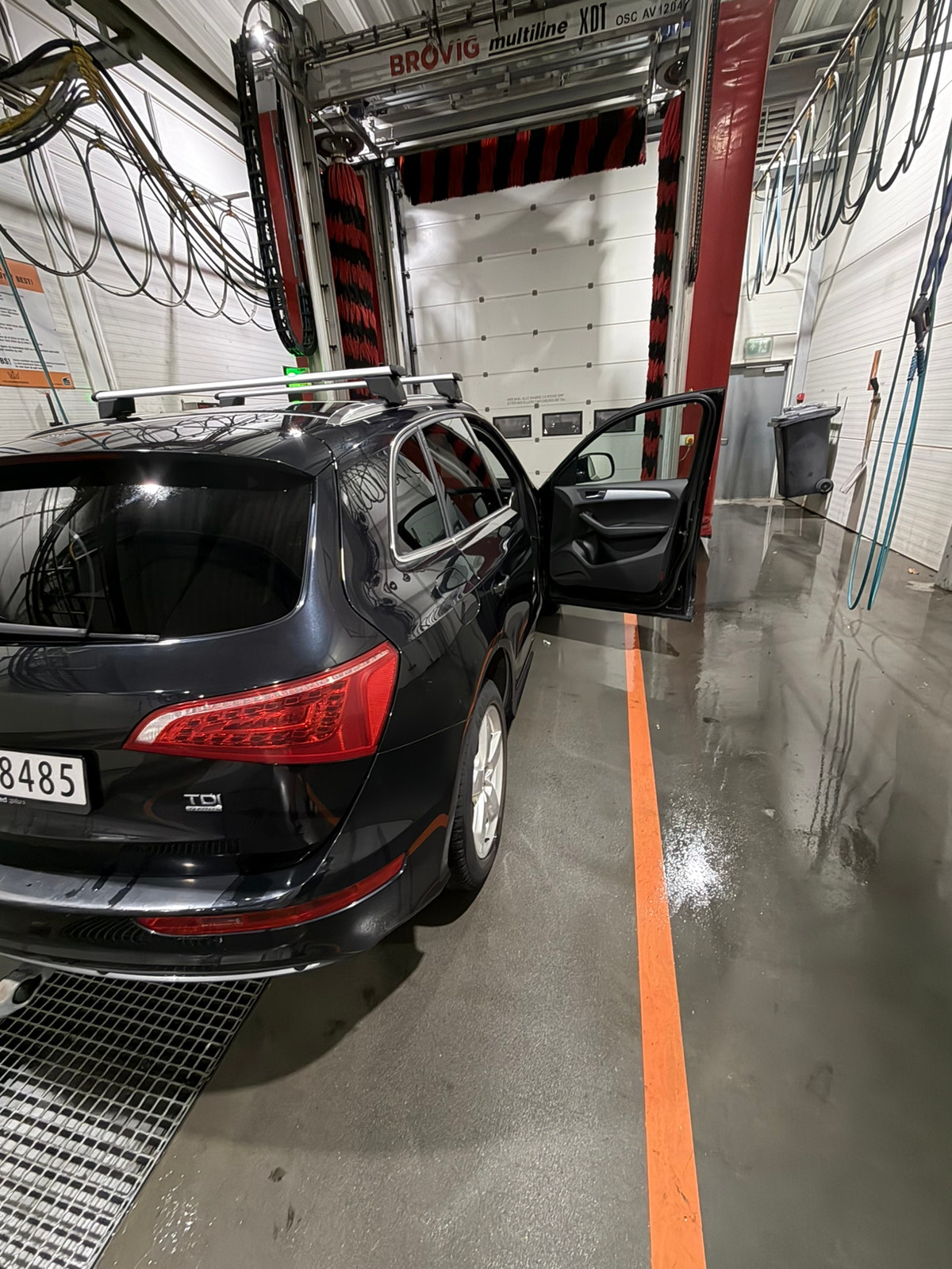 Audi Q5 2.0 TDI DPF quattro Manual, 6-trins, 143ps, 2011