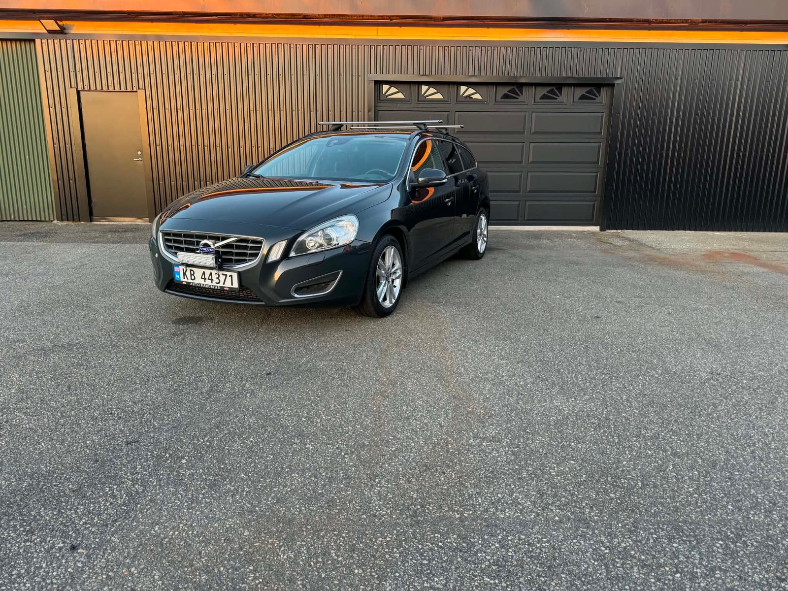 Volvo V60 D3 Manual, 163hp, 2012
