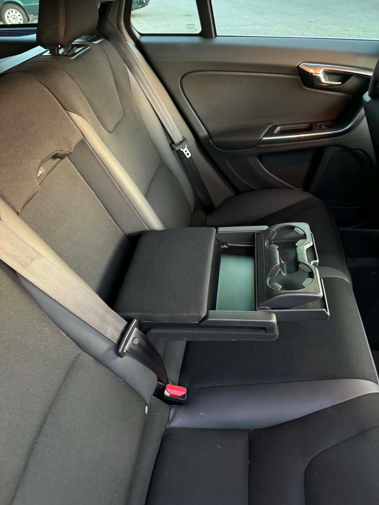Volvo V60 D3 Manual, 163hp, 2012