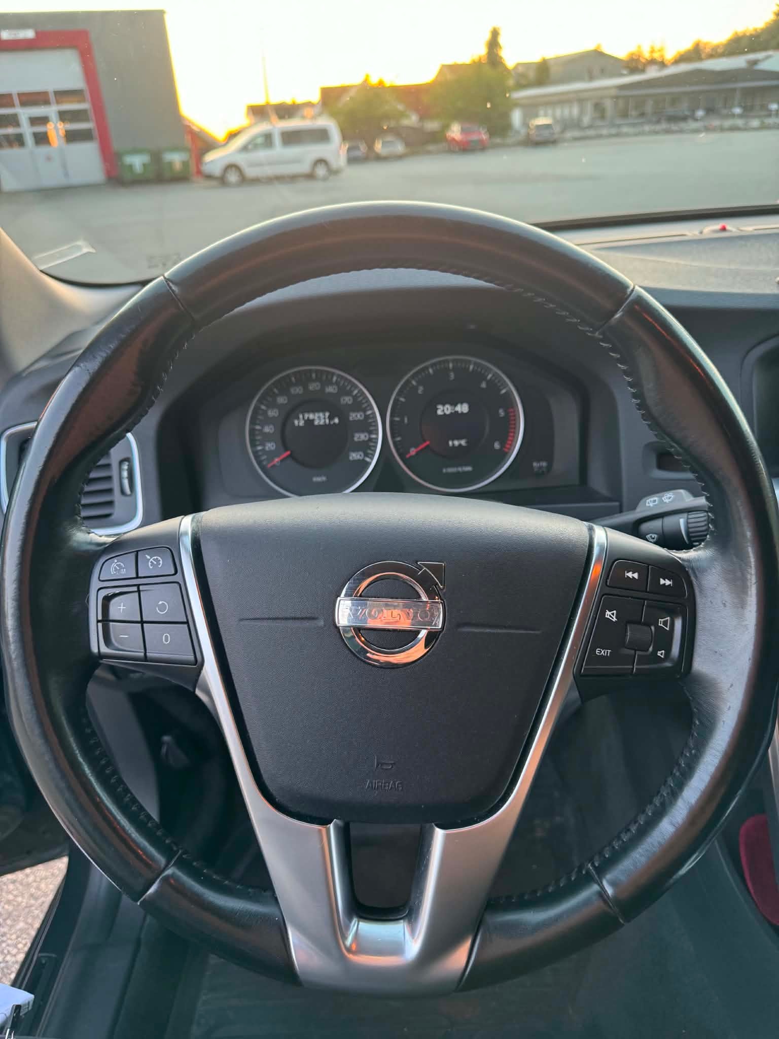 Volvo V60 D3 Manual, 163hp, 2012
