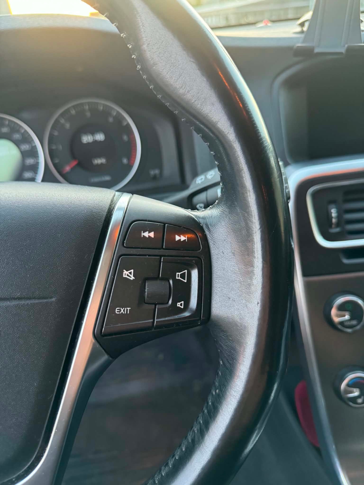 Volvo V60 D3 Manual, 163hp, 2012
