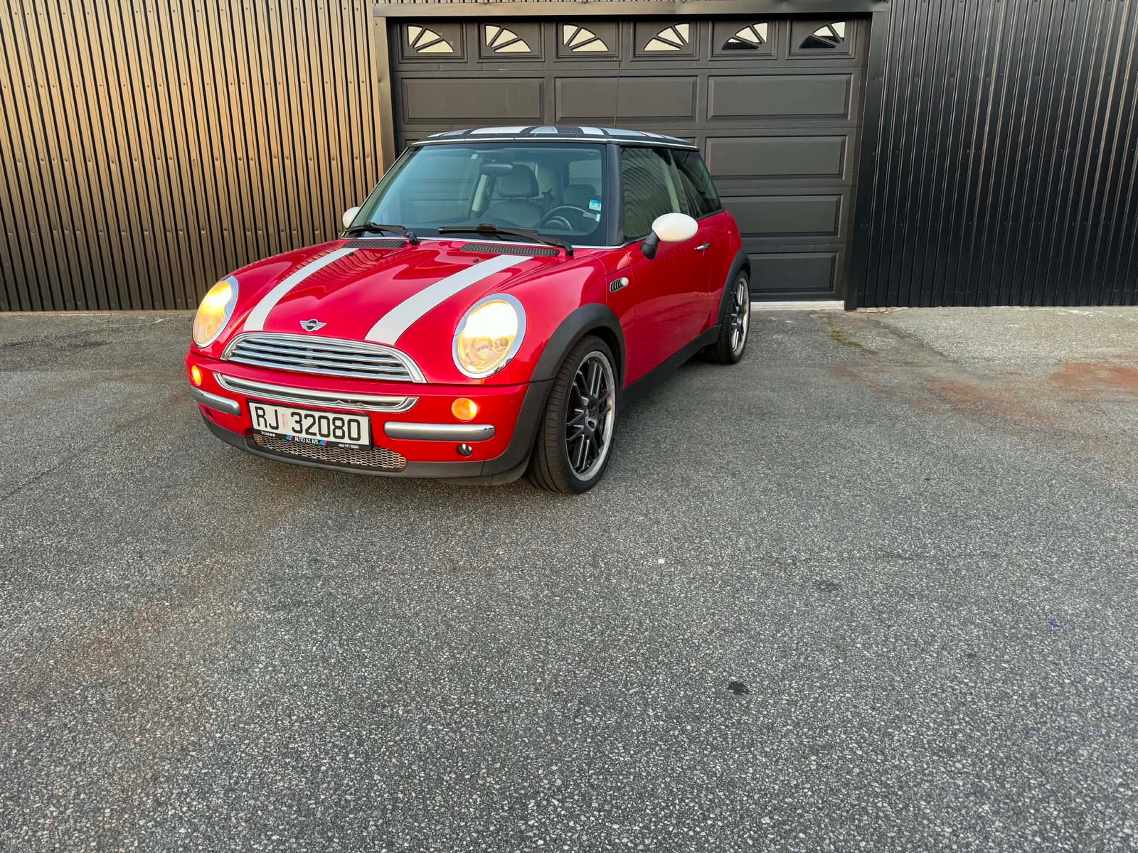 MINI Cooper Manual, 5-trins, 116ps, 2004