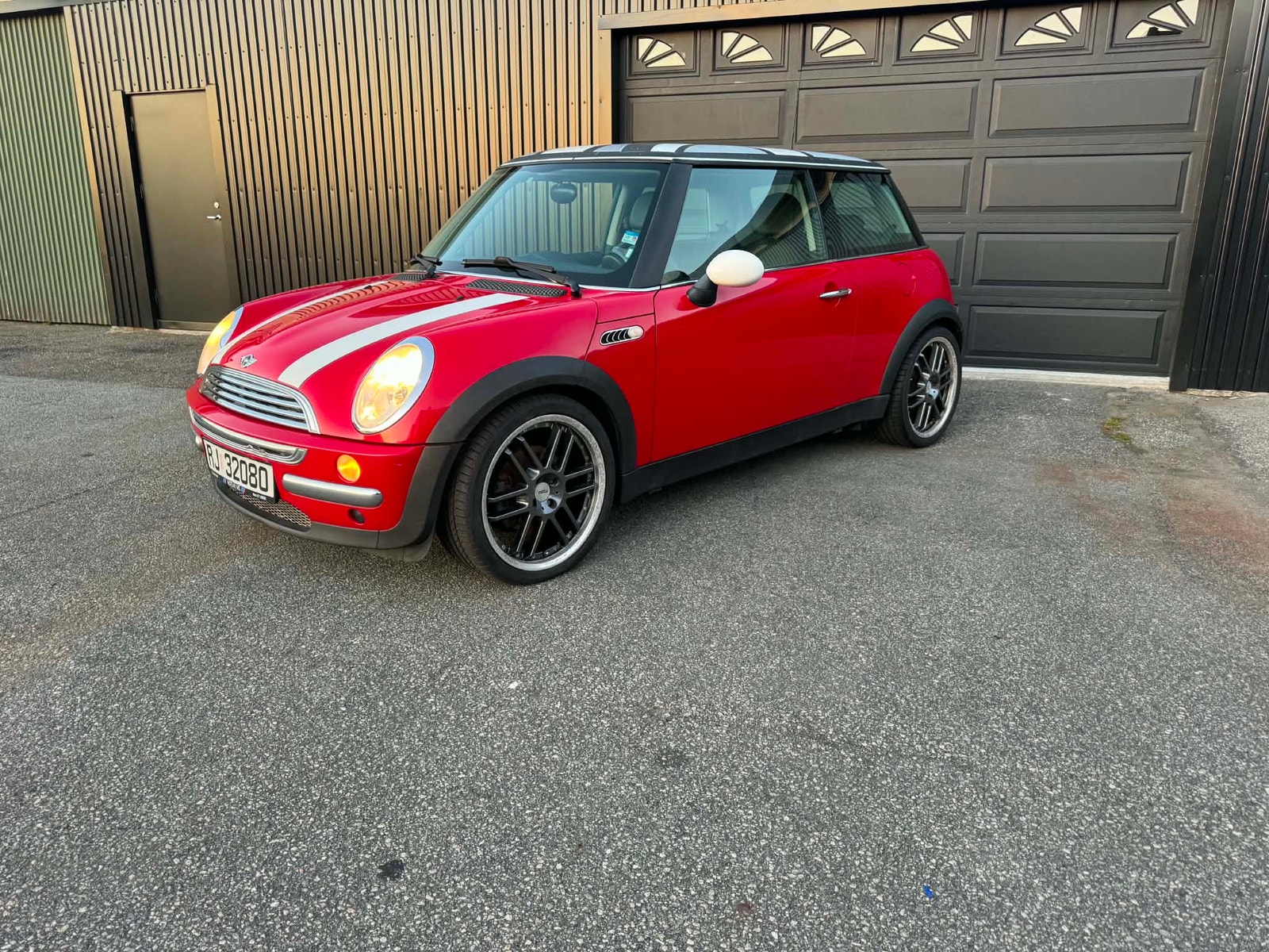 MINI Cooper Manual, 5-trins, 116ps, 2004