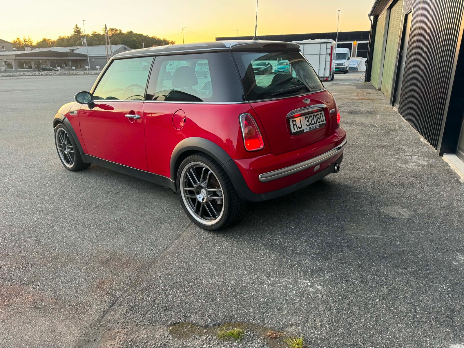 MINI Cooper Manual, 5-trins, 116ps, 2004