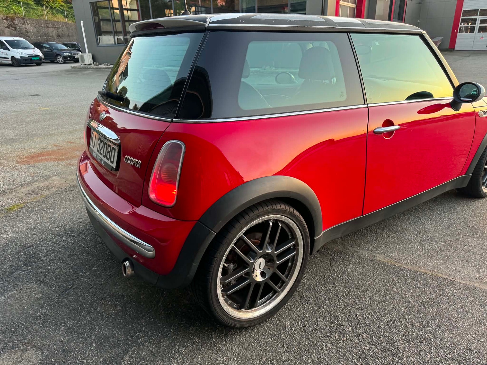 MINI Cooper Manual, 5-trins, 116ps, 2004
