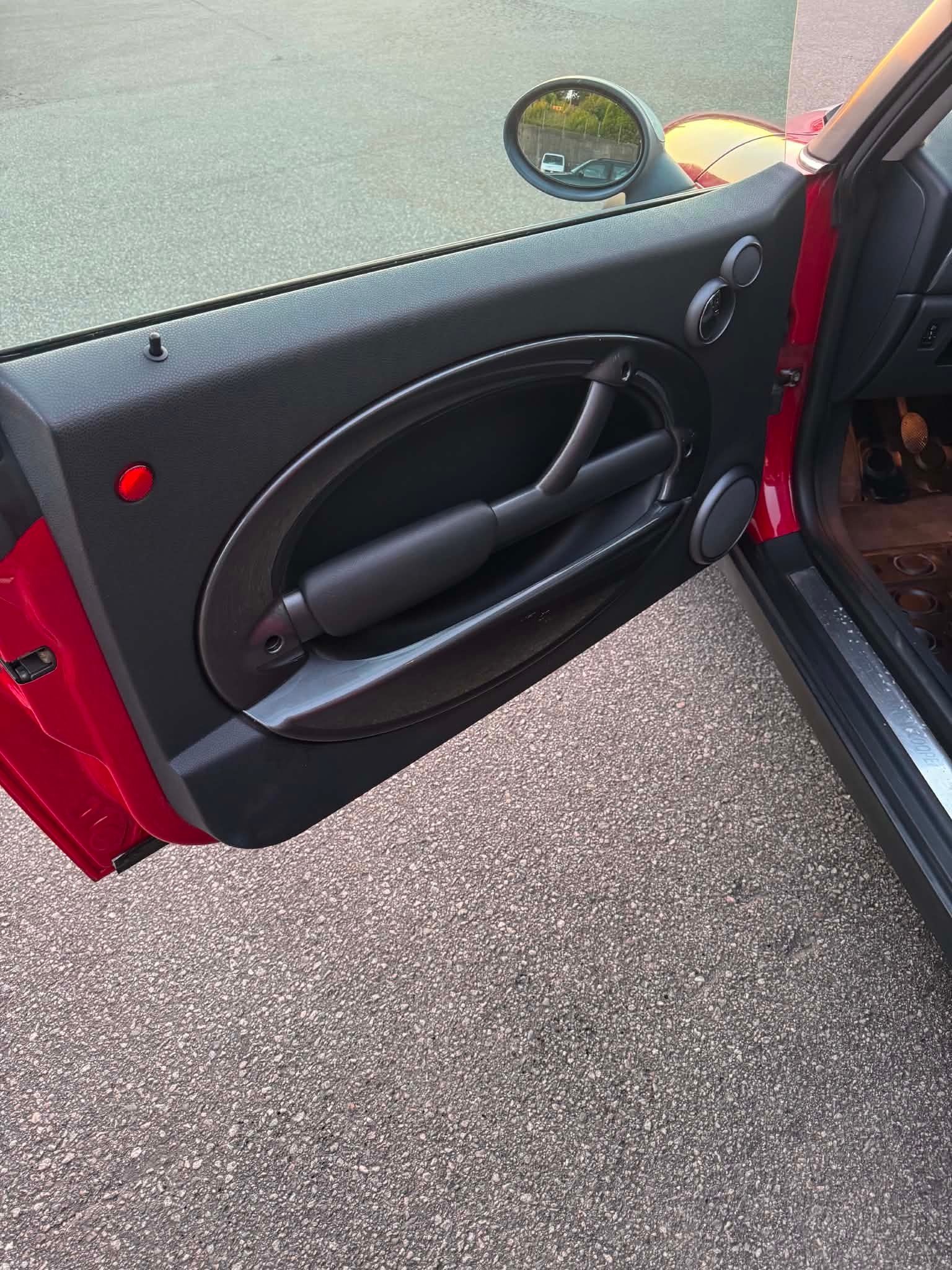 MINI Cooper Manual, 5-trins, 116ps, 2004