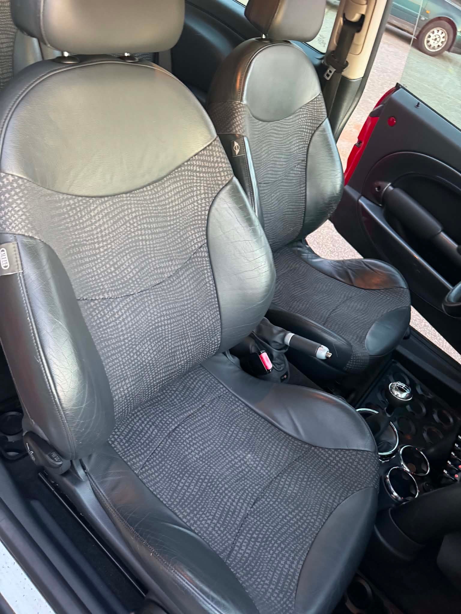 MINI Cooper Manual, 5-trins, 116ps, 2004