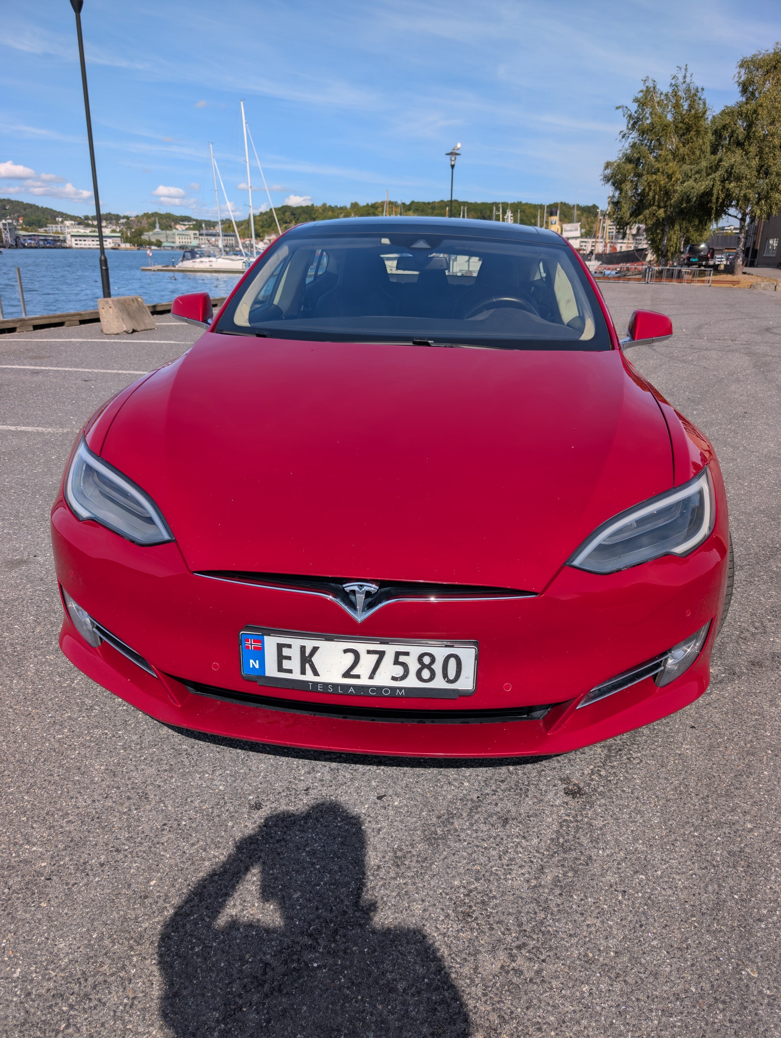 Tesla Model S 75D, 525ps, 2016