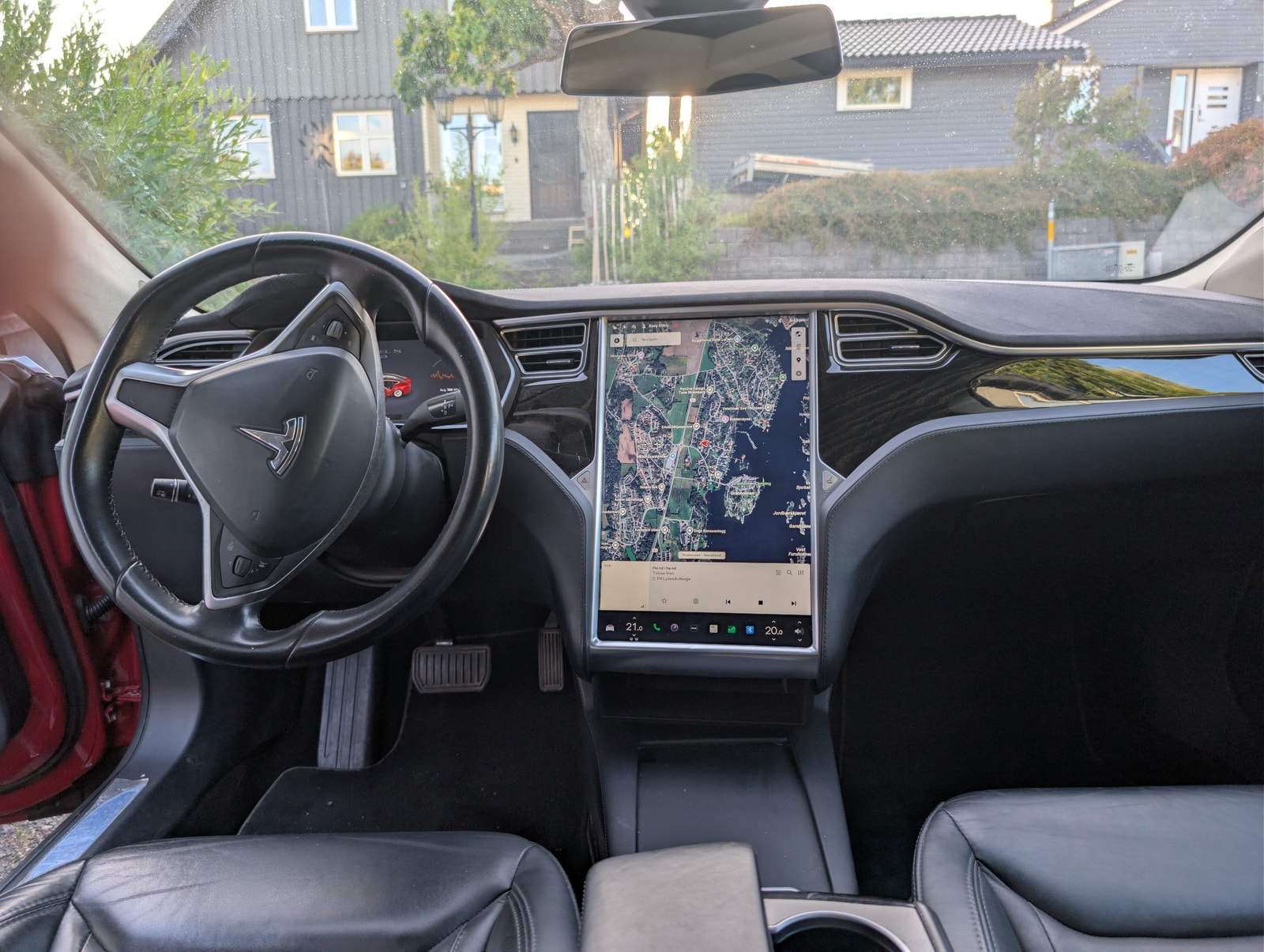 Tesla Model S 75D, 525ps, 2016