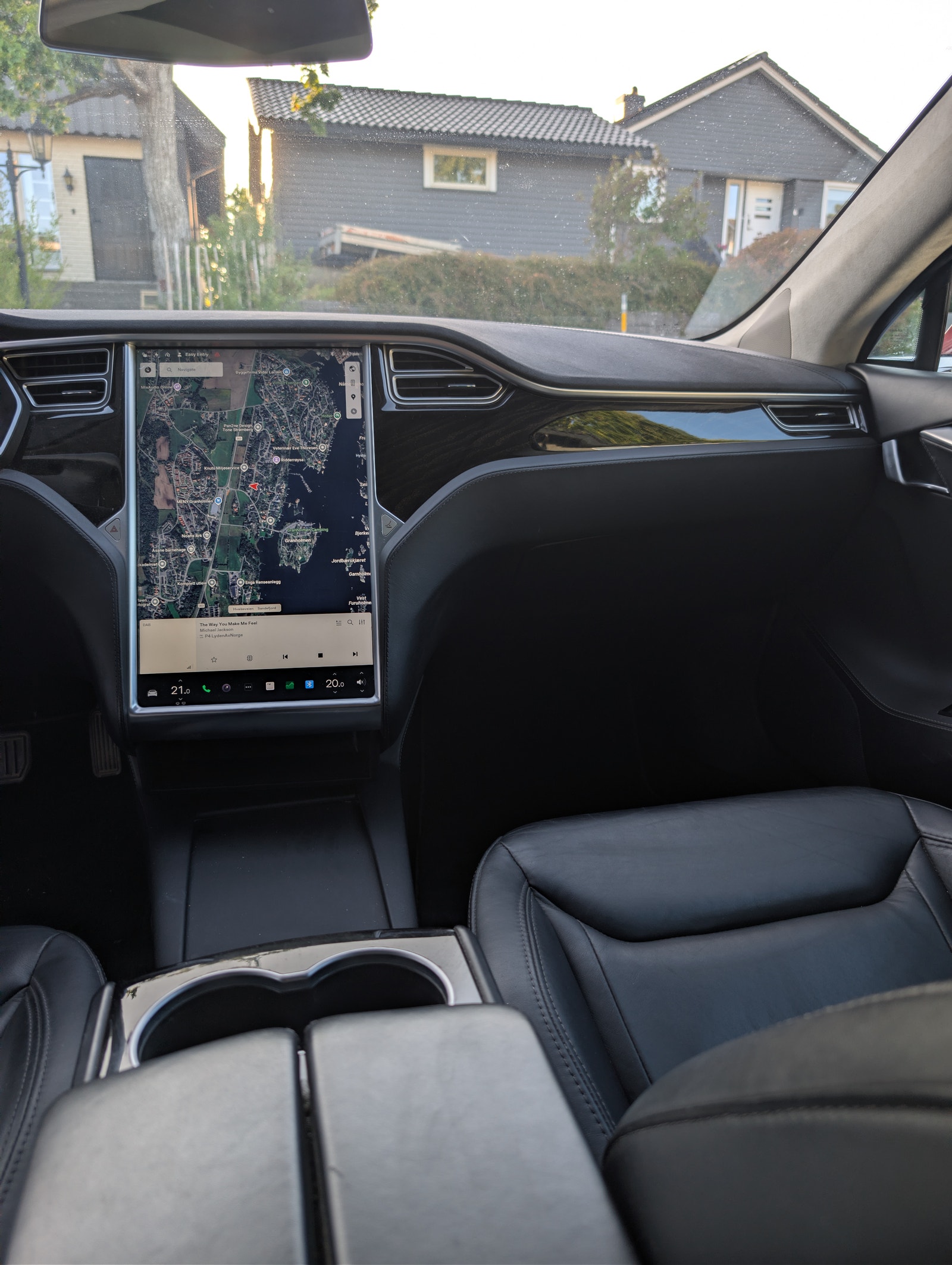 Tesla Model S 75D, 525ps, 2016
