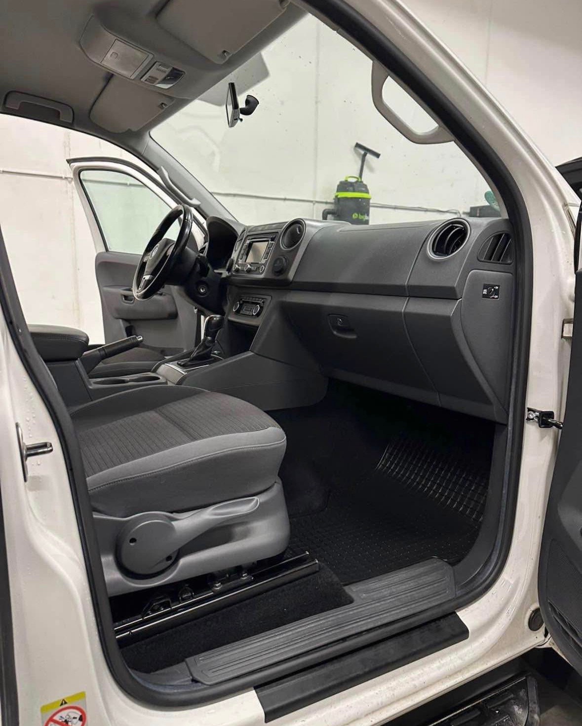 Volkswagen Amarok DoubleCab 2.8t 2.0 BiTDI 4Motion Automatic, 8-trins, 180ps, 2013