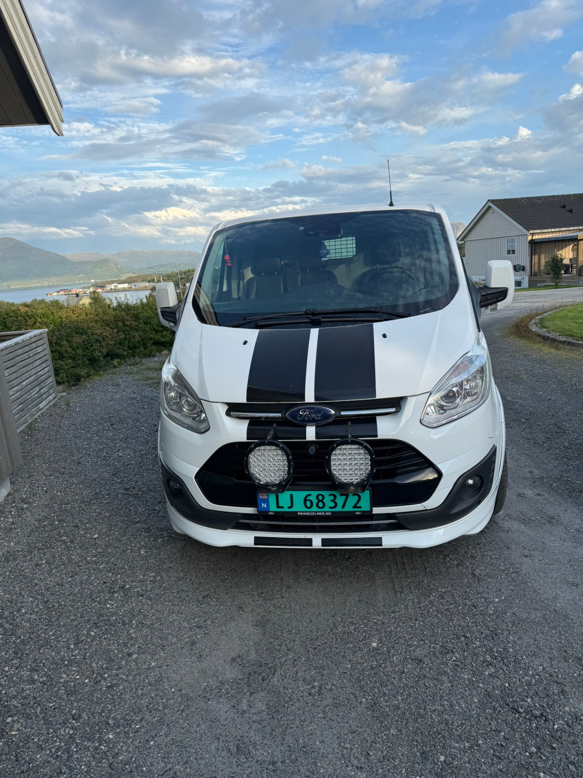 Ford Transit Custom 290 2.0 TDCi SelectShift, 6-trins, 170ps, 2017