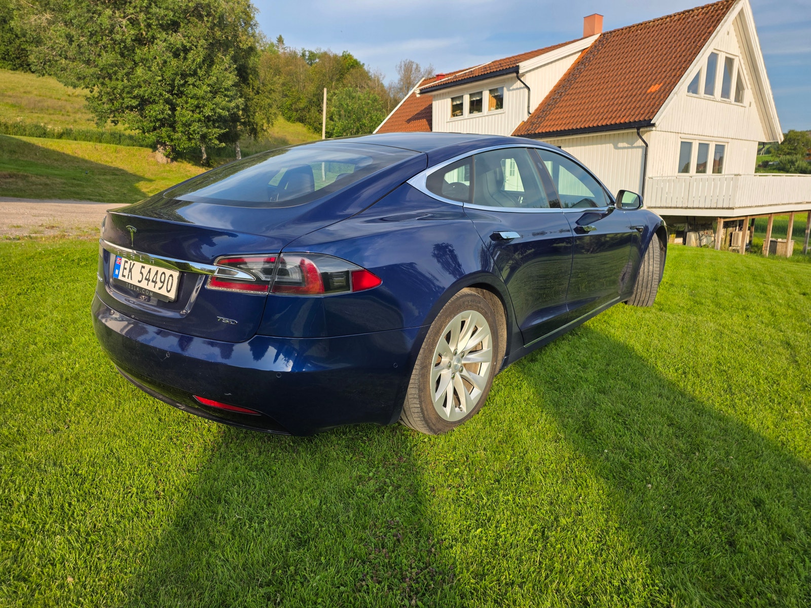 Tesla Model S 75D, 525ps, 2017