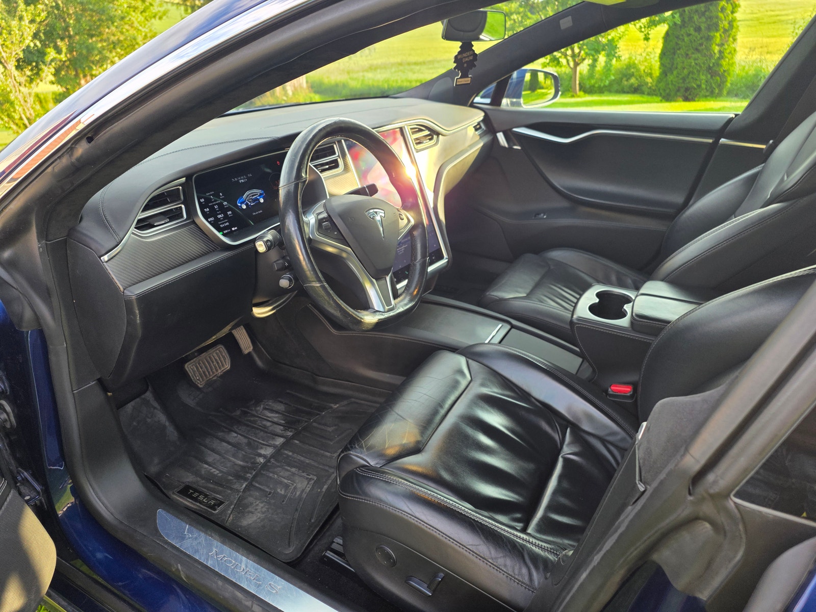Tesla Model S 75D, 525ps, 2017