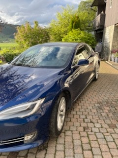 Tesla Model S 75D, 525ps, 2017