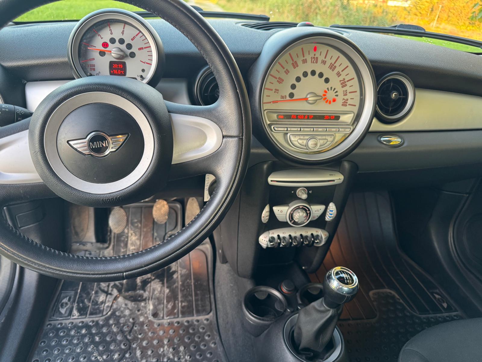 MINI Cooper D Manual, 109hp, 2007