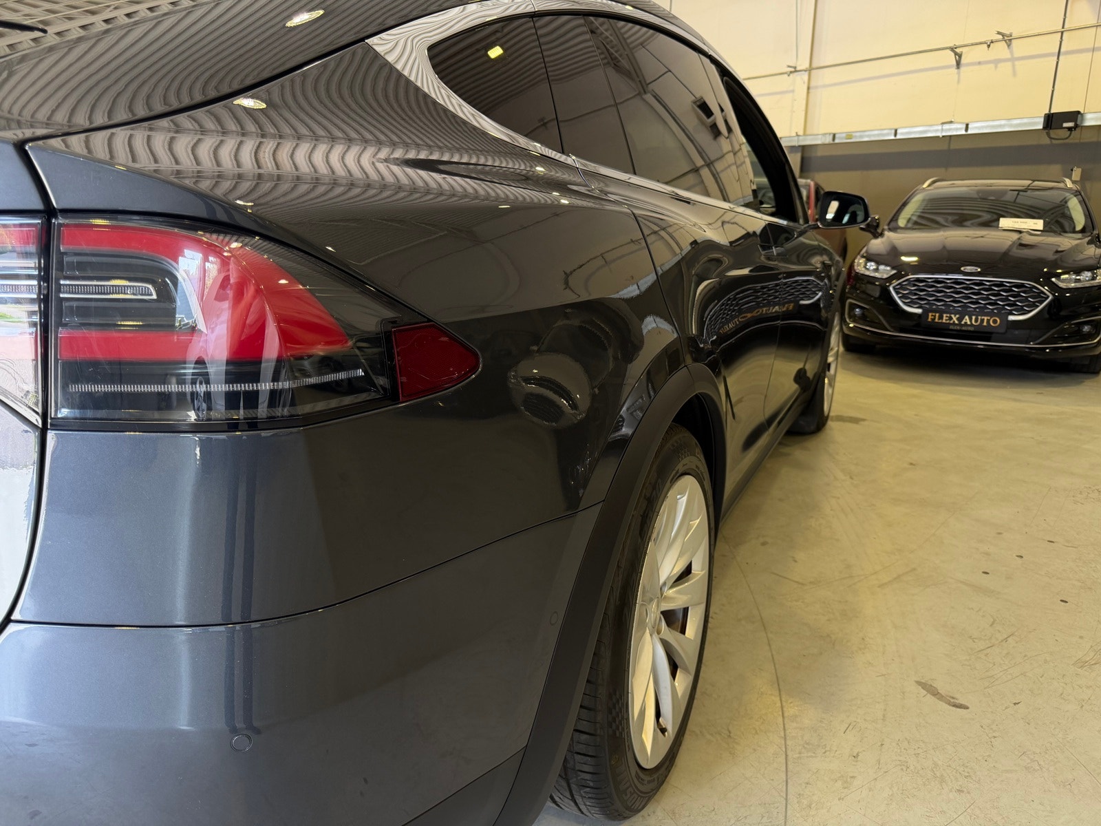 Tesla Model X 75D, 525hp, 2017