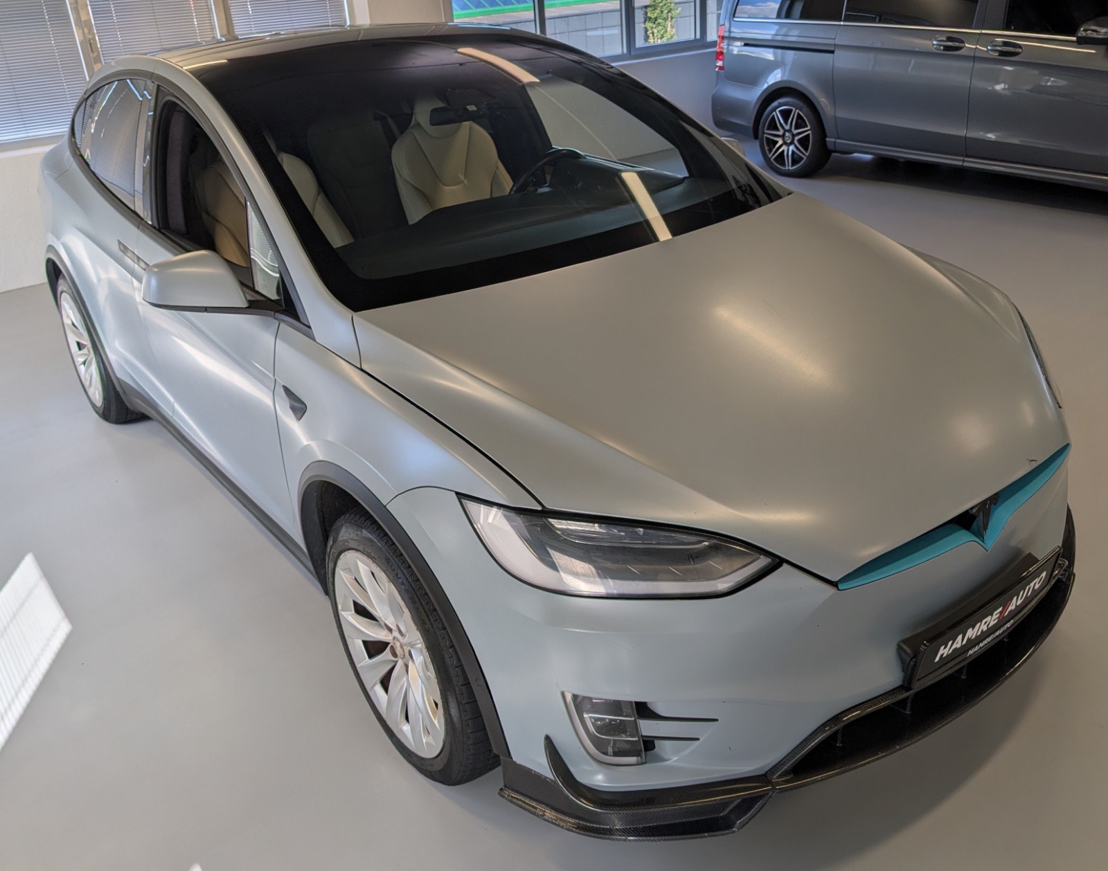 Tesla Model X Standard Range, 333hp, 2019