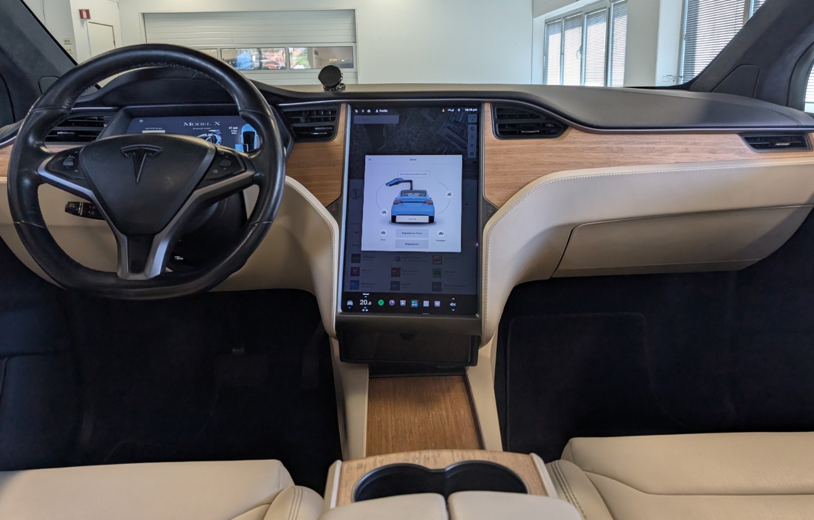 Tesla Model X Standard Range, 333hp, 2019