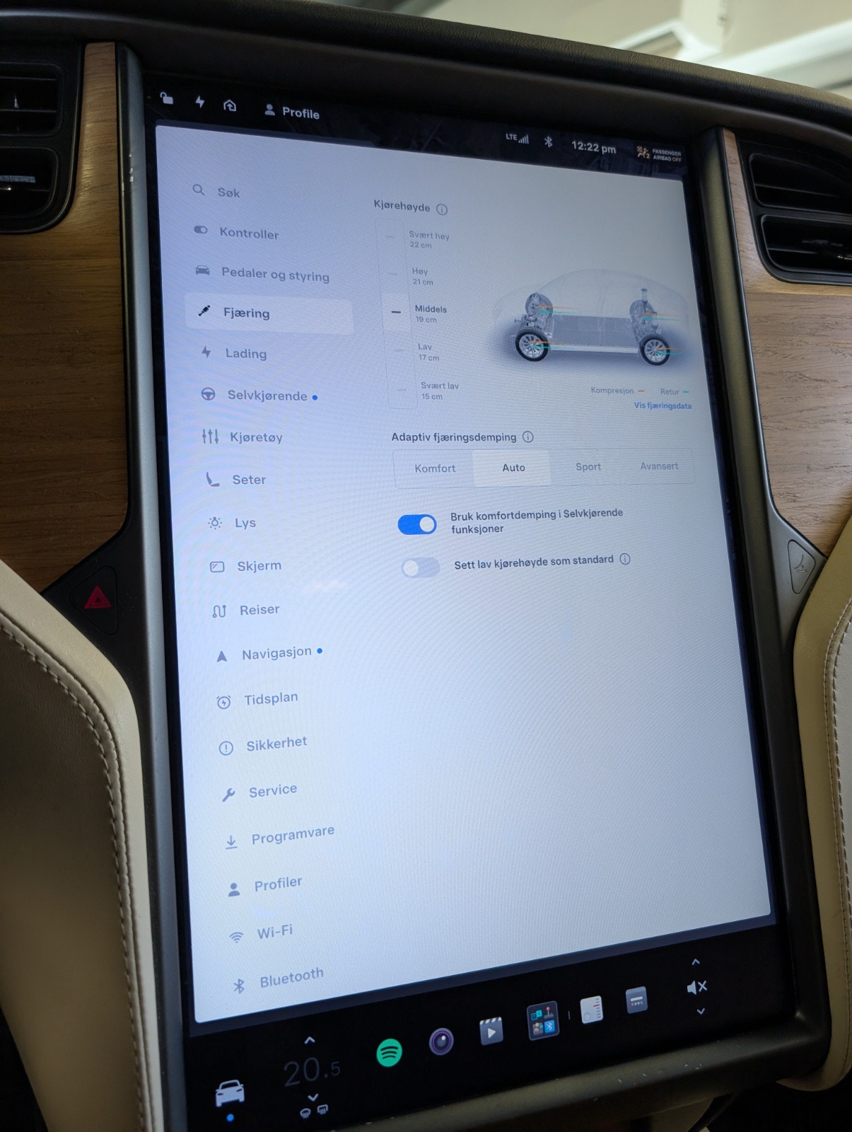 Tesla Model X Standard Range, 333hp, 2019