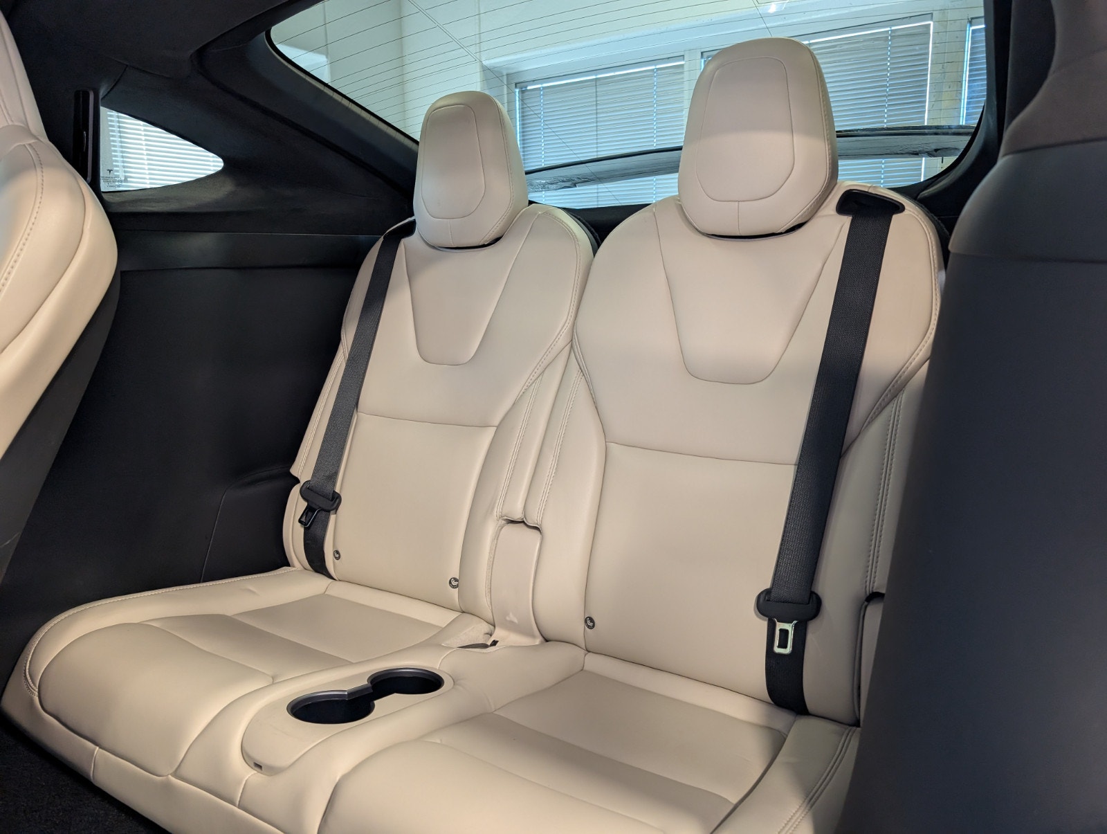 Tesla Model X Standard Range, 333hp, 2019