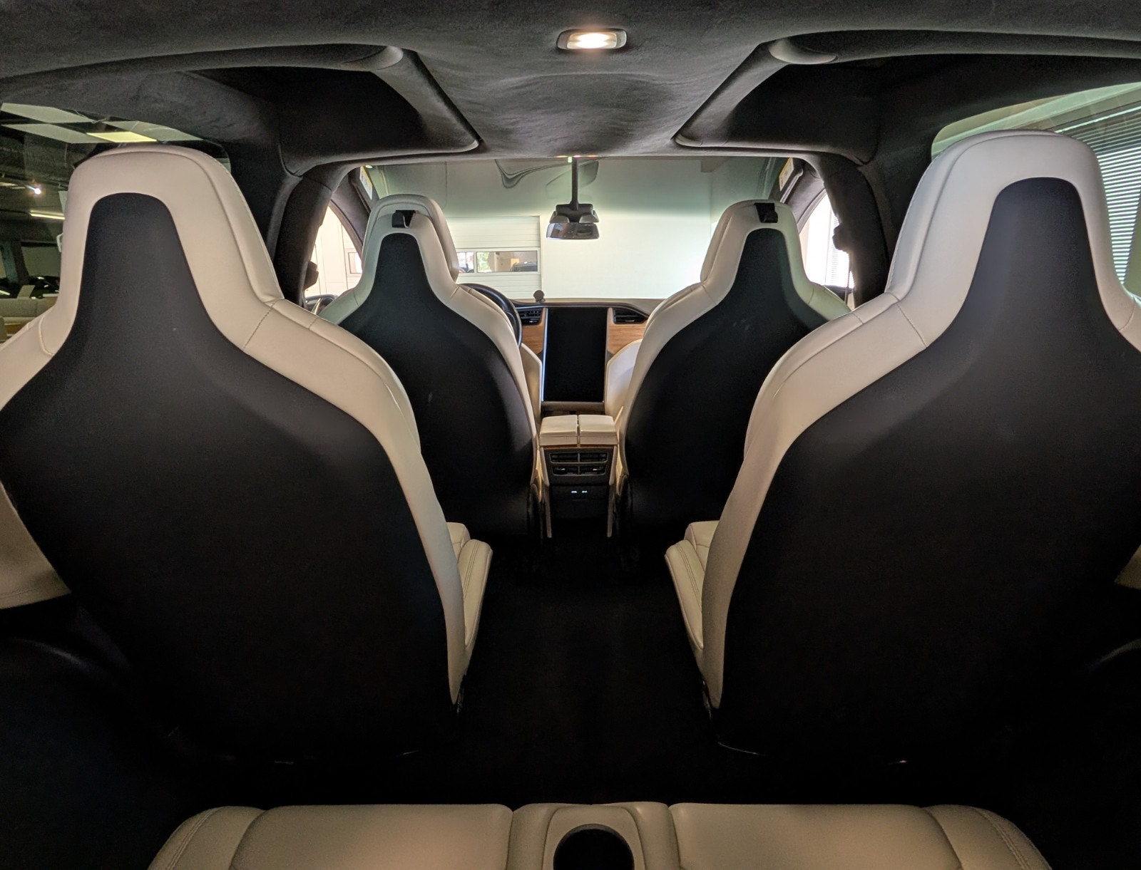 Tesla Model X Standard Range, 333hp, 2019