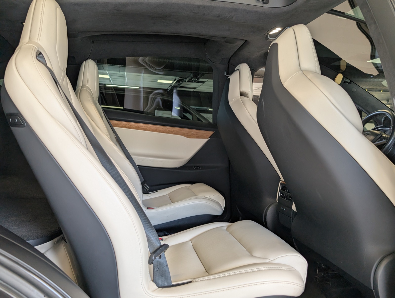 Tesla Model X Standard Range, 333hp, 2019