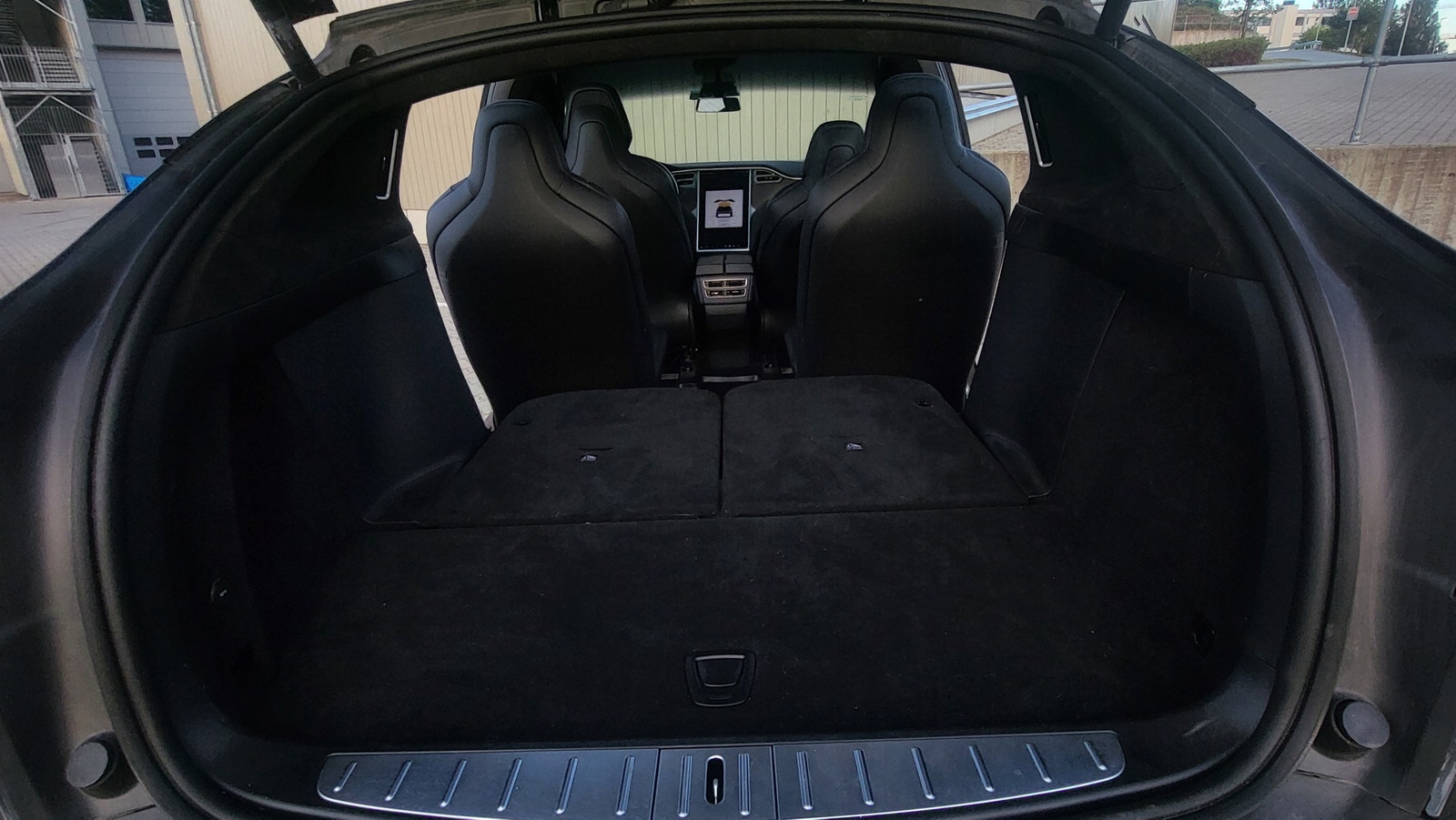 Tesla Model X P100D, 611ps, 2017
