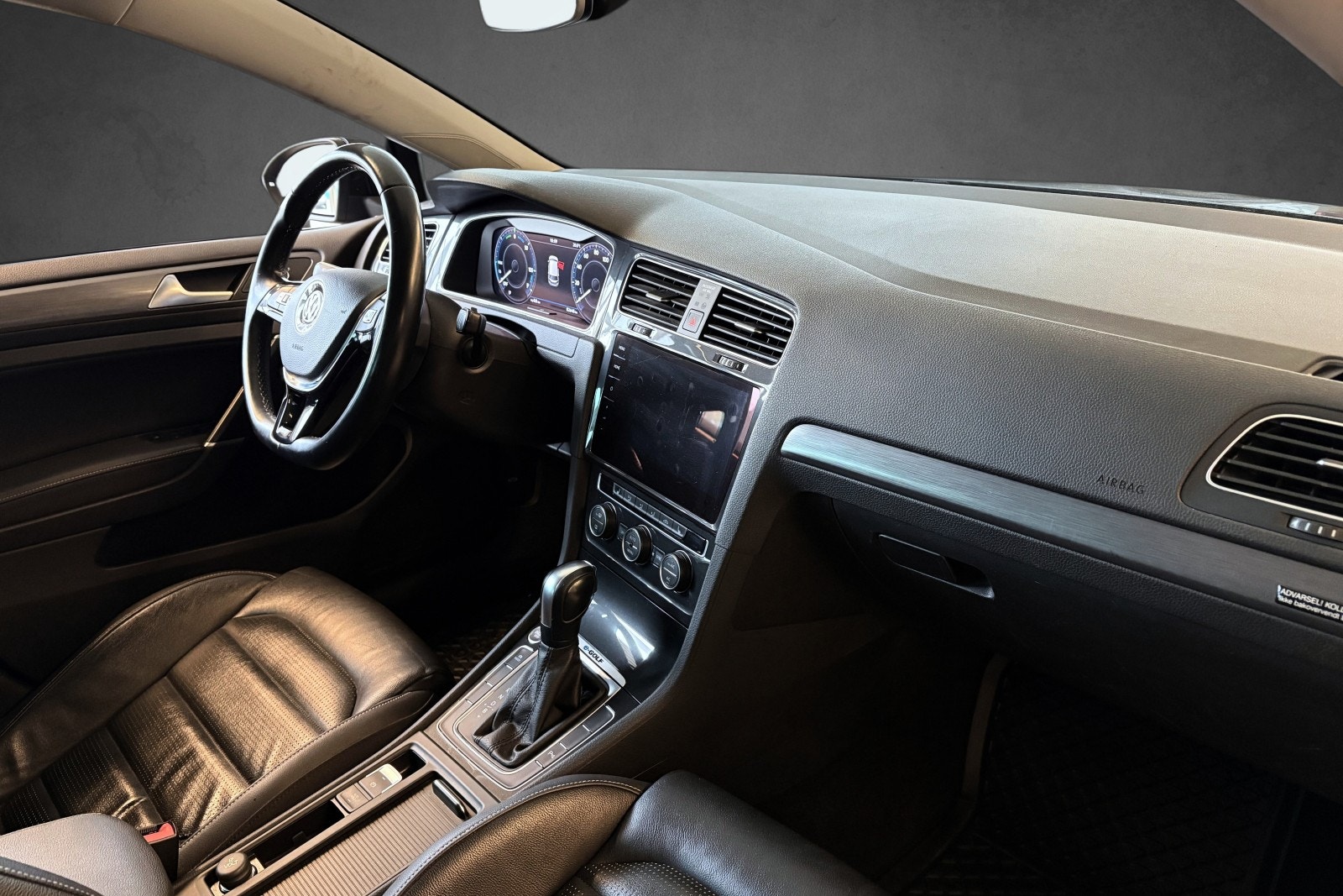 Volkswagen e-Golf, 136hk, 2020