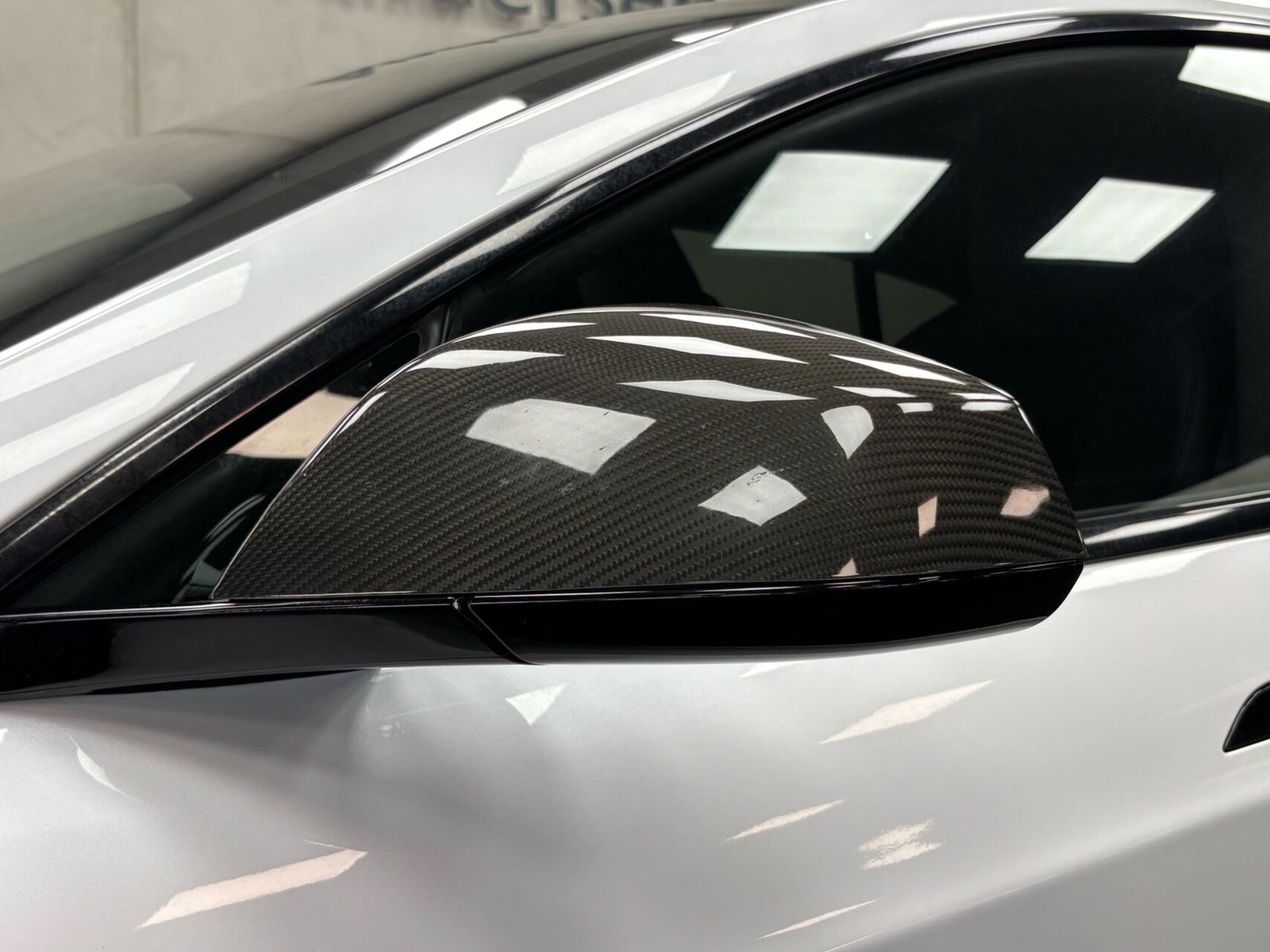 Tesla Model S, 670ps, 2023