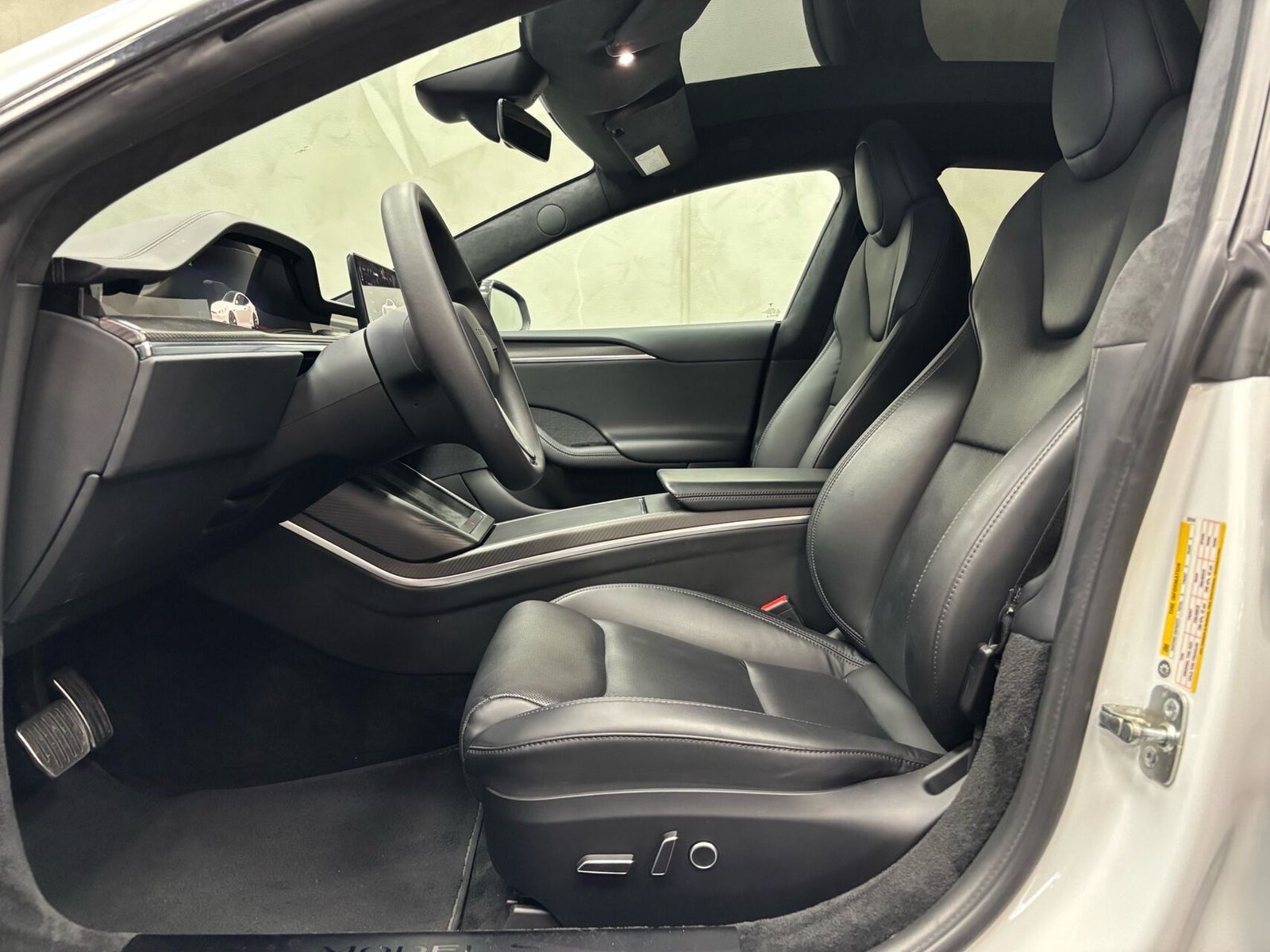 Tesla Model S, 670ps, 2023