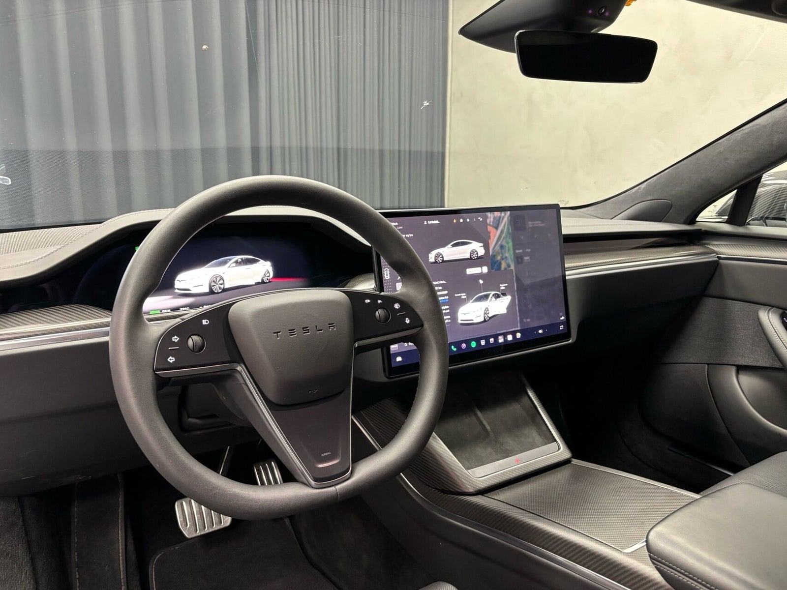 Tesla Model S, 670ps, 2023