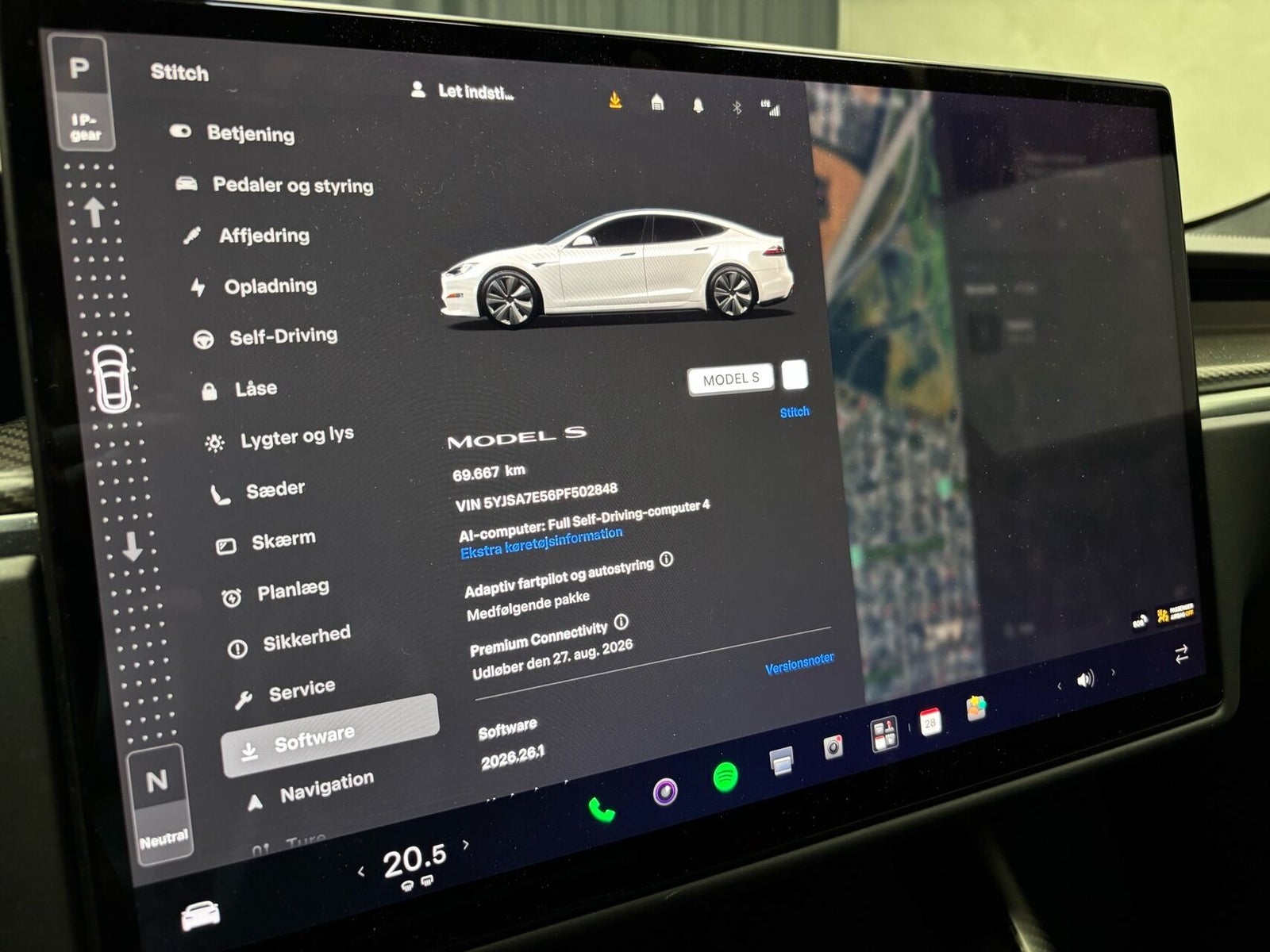 Tesla Model S, 670ps, 2023