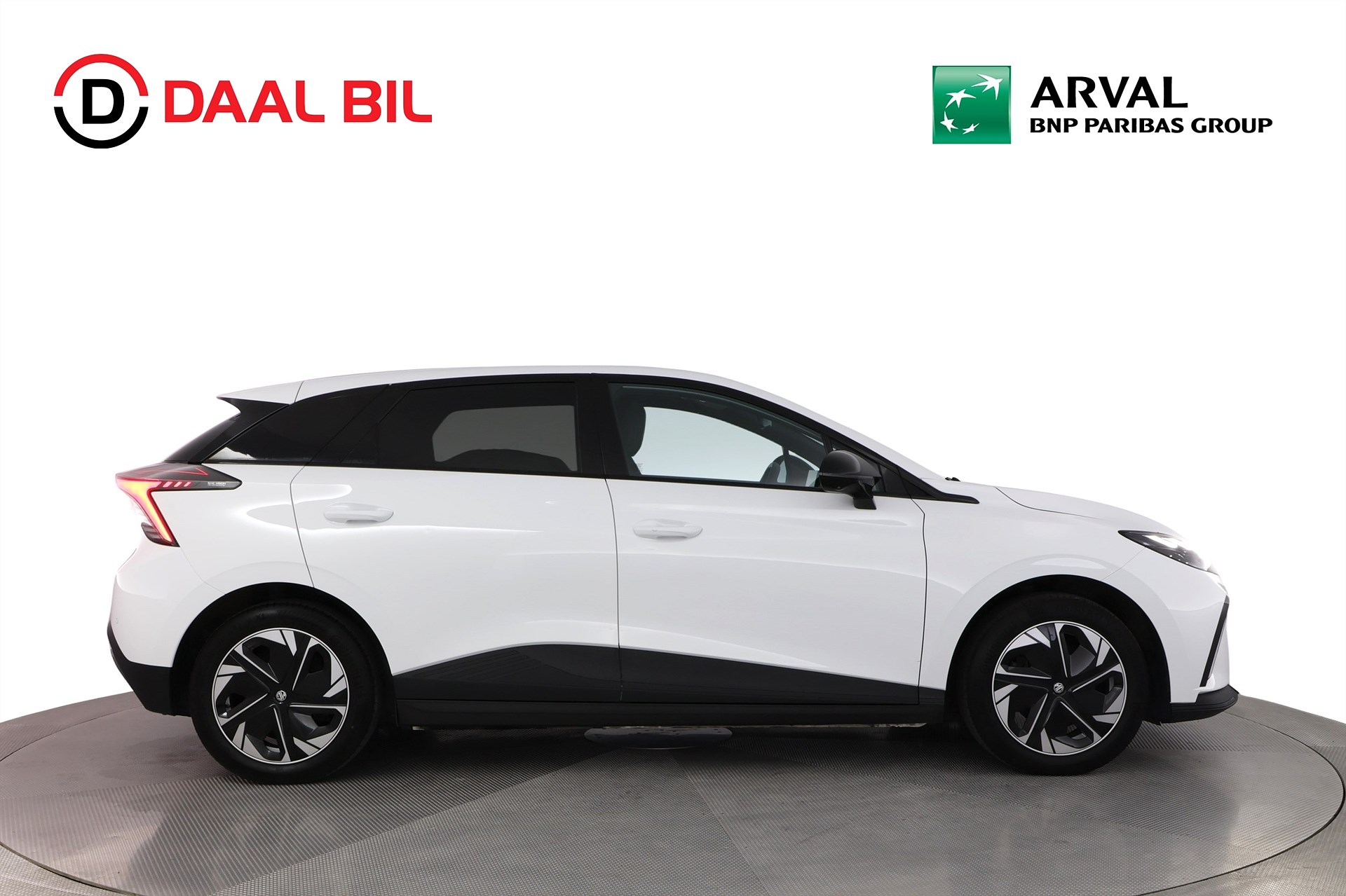 MG 4 Electric Long Range 64 kWh, 204ps, 2022