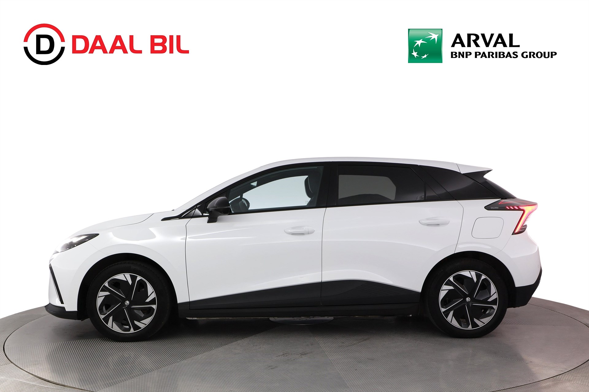 MG 4 Electric Long Range 64 kWh, 204ps, 2022