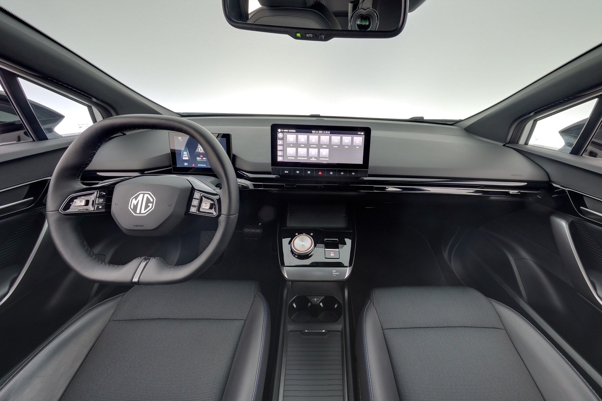 MG 4 Electric Long Range 64 kWh, 204ps, 2022