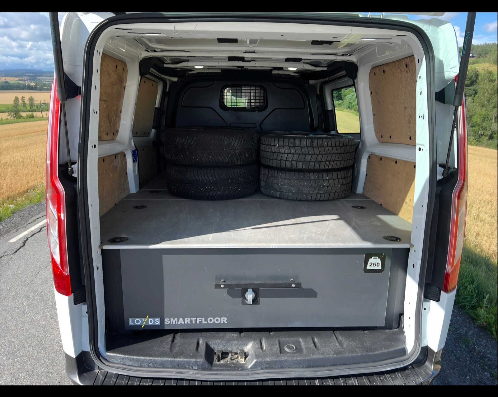 Ford Transit Custom 300 2.0 EcoBlue SelectShift, 170hp, 2021