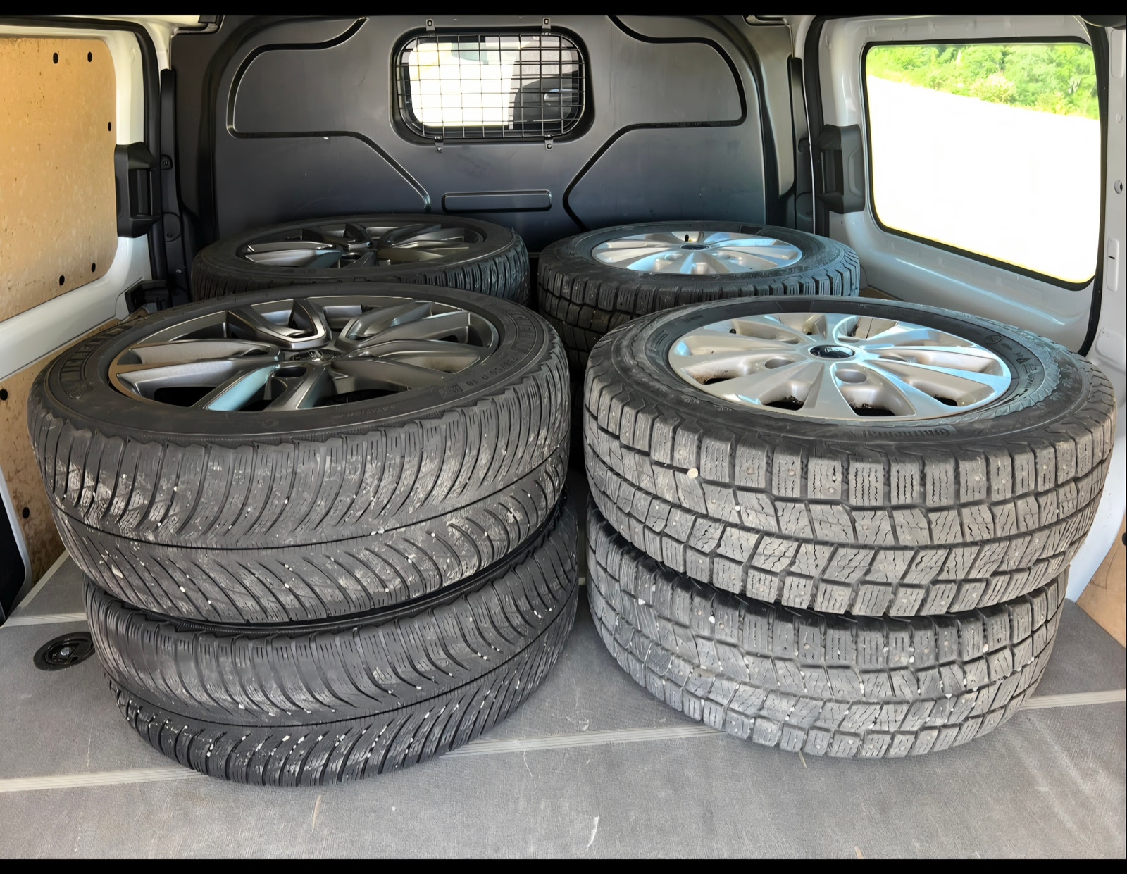 Ford Transit Custom 300 2.0 EcoBlue SelectShift, 170hp, 2021