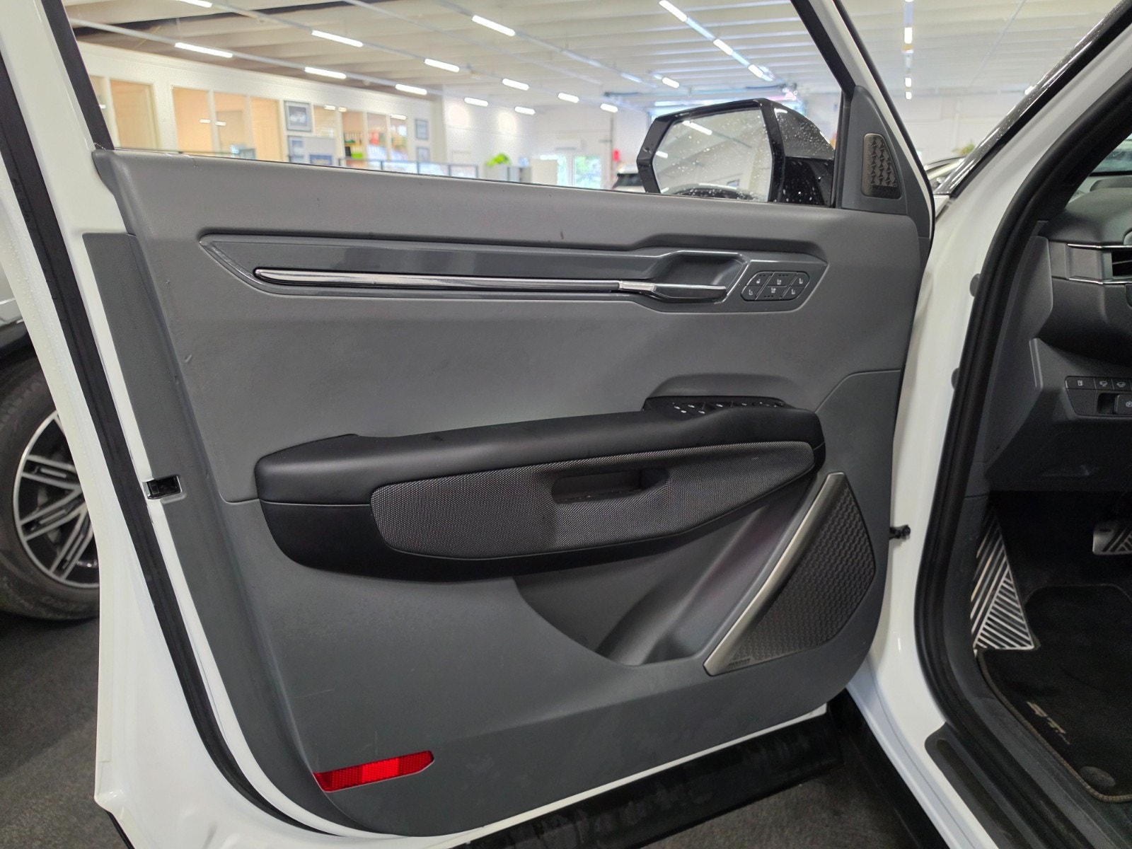 Kia EV9 AWD, 385hp, 2024